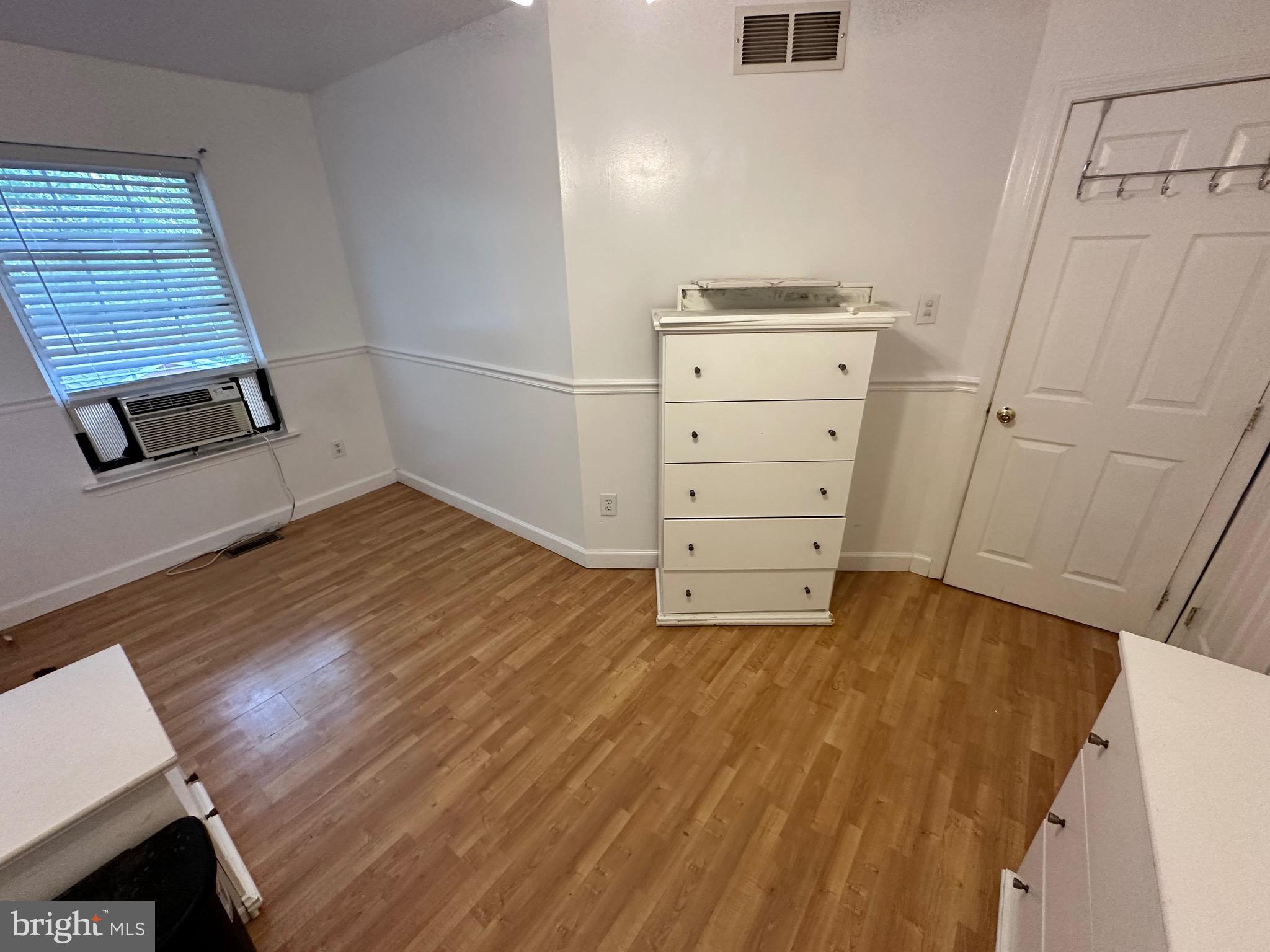 145 CREEKSIDE COURT