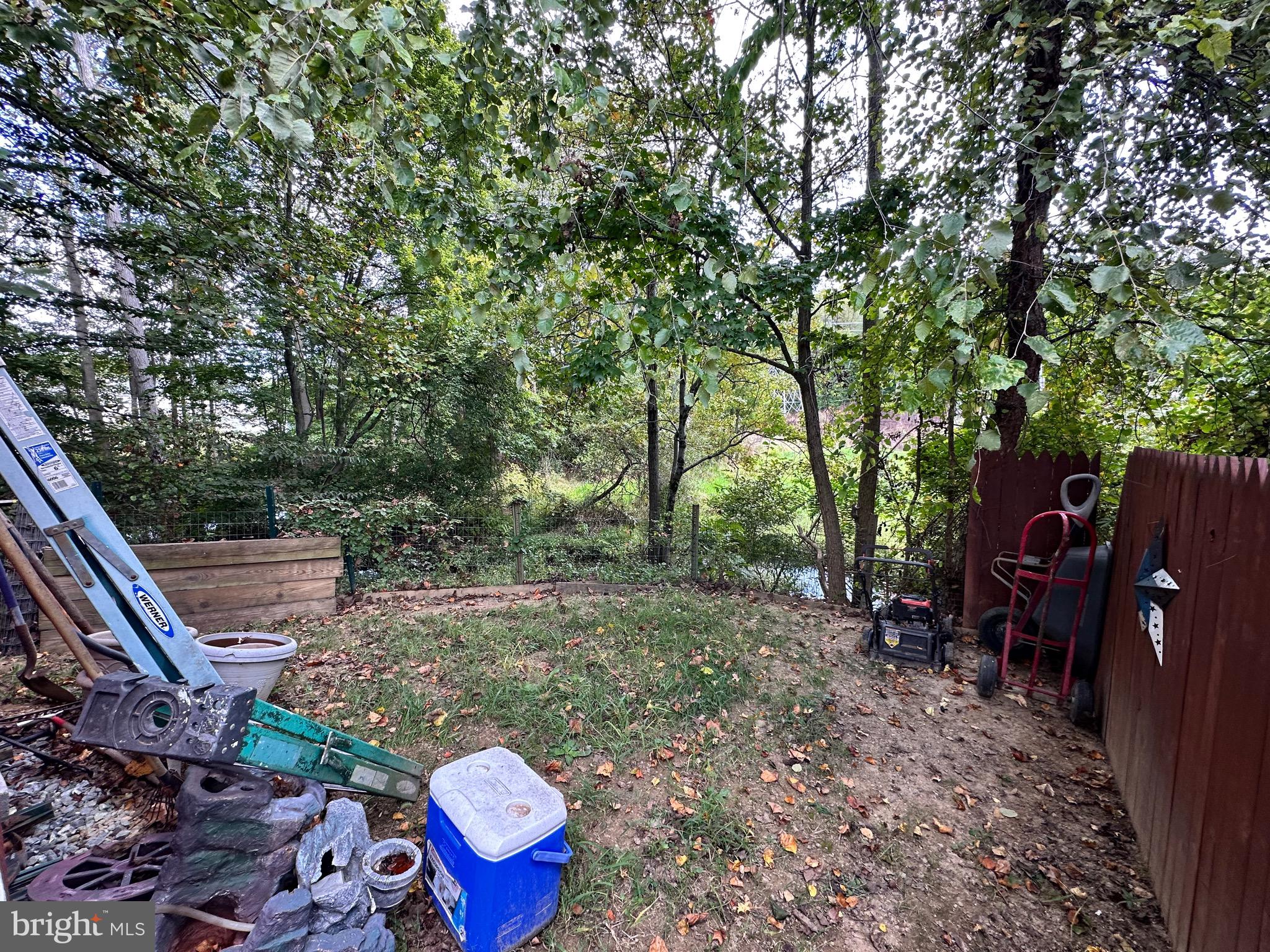 145 CREEKSIDE COURT