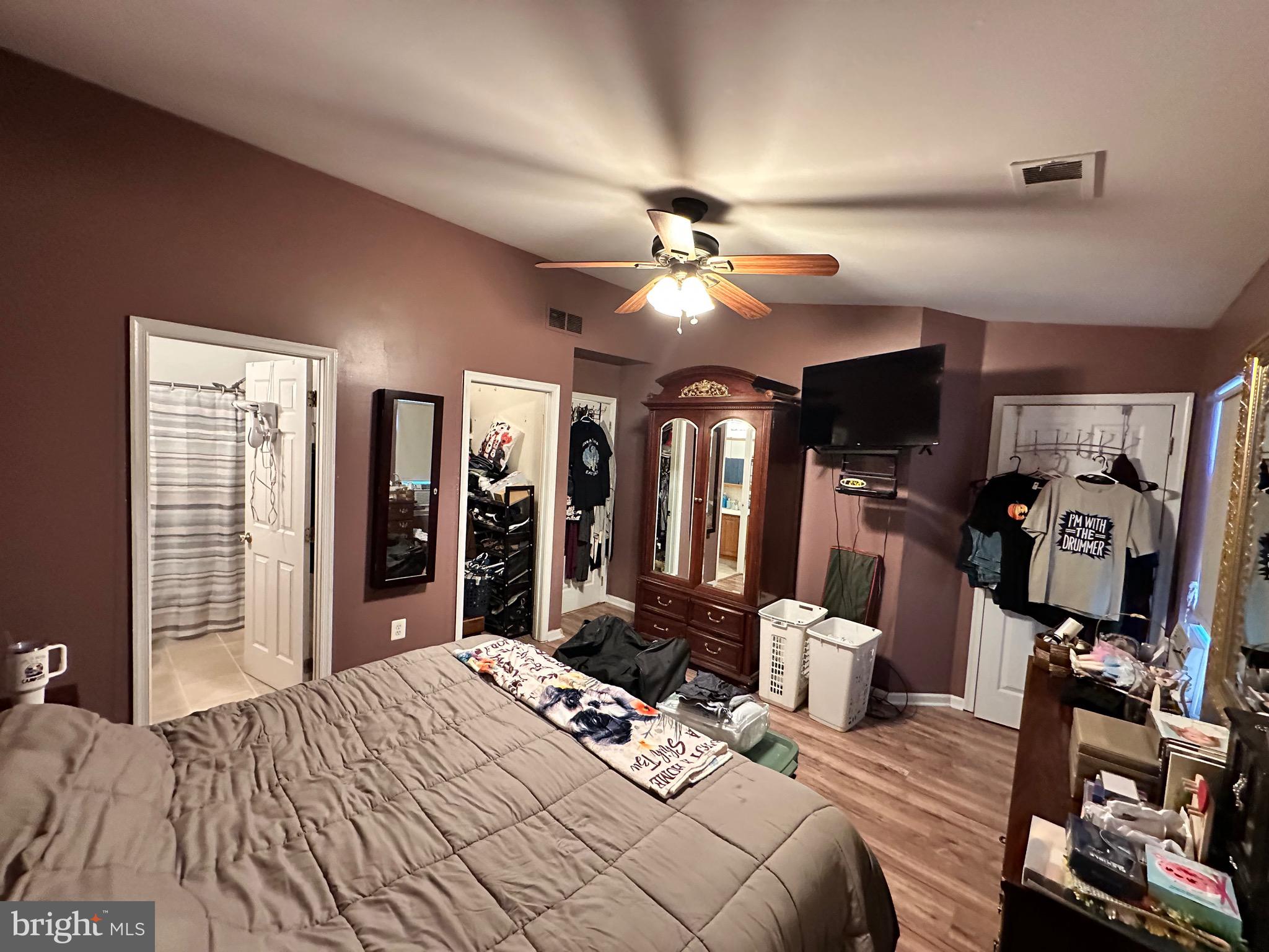 145 CREEKSIDE COURT