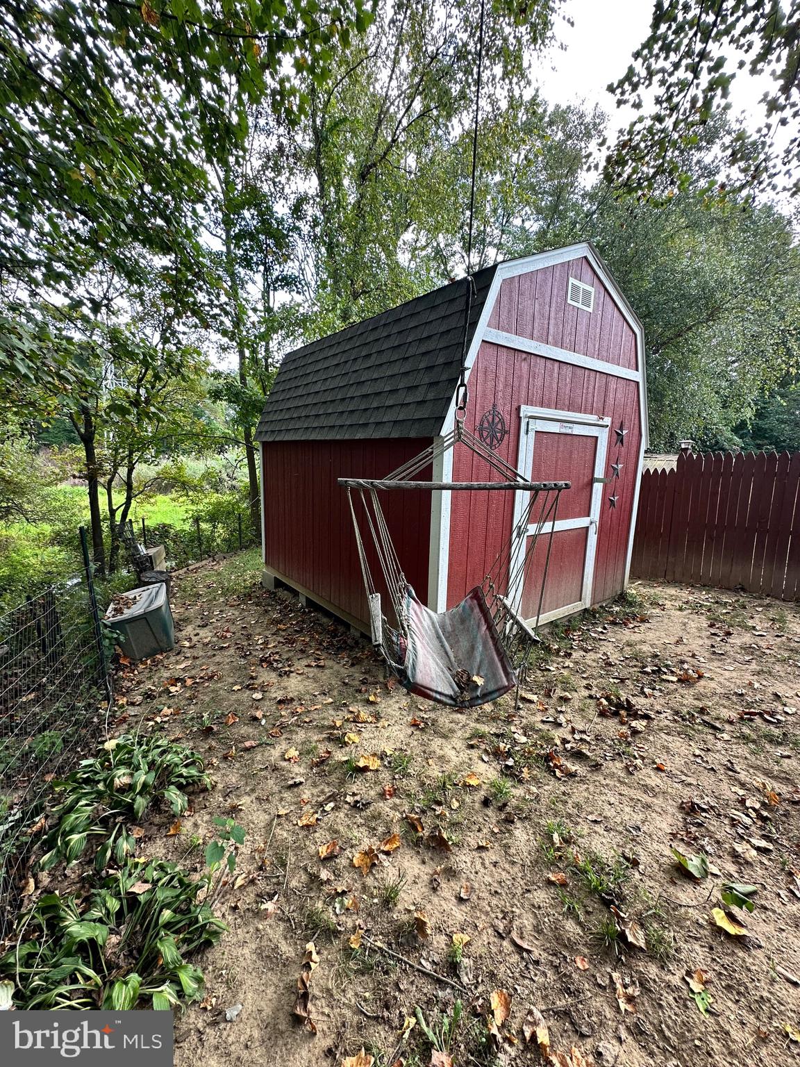 145 CREEKSIDE COURT