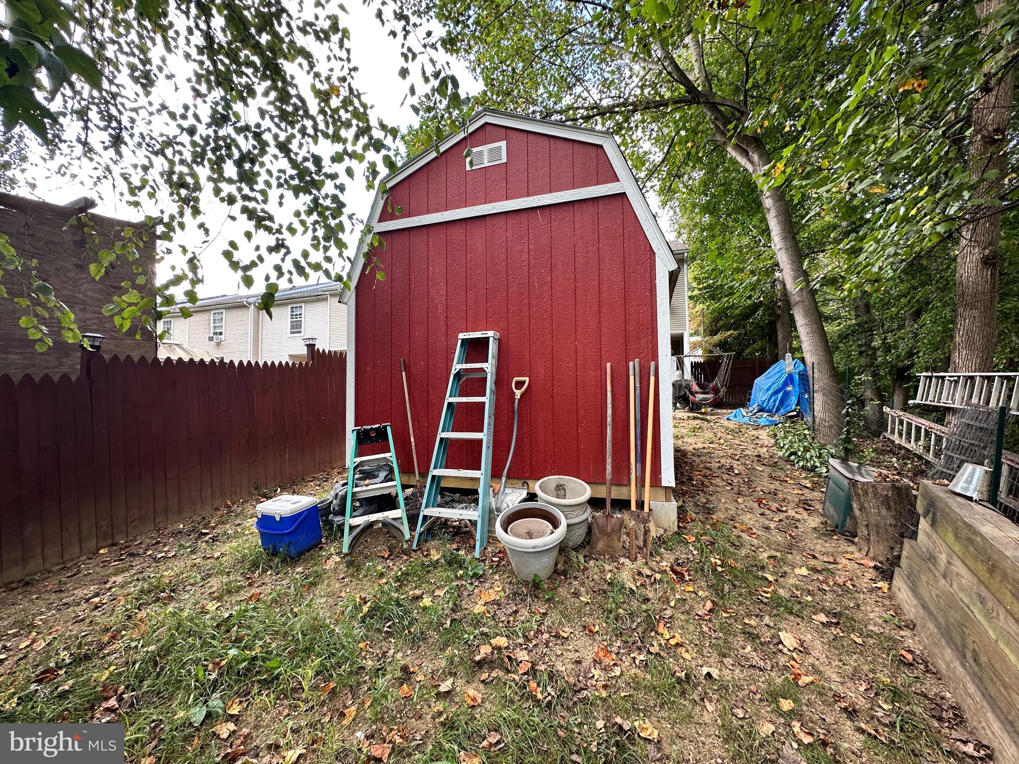 145 CREEKSIDE COURT