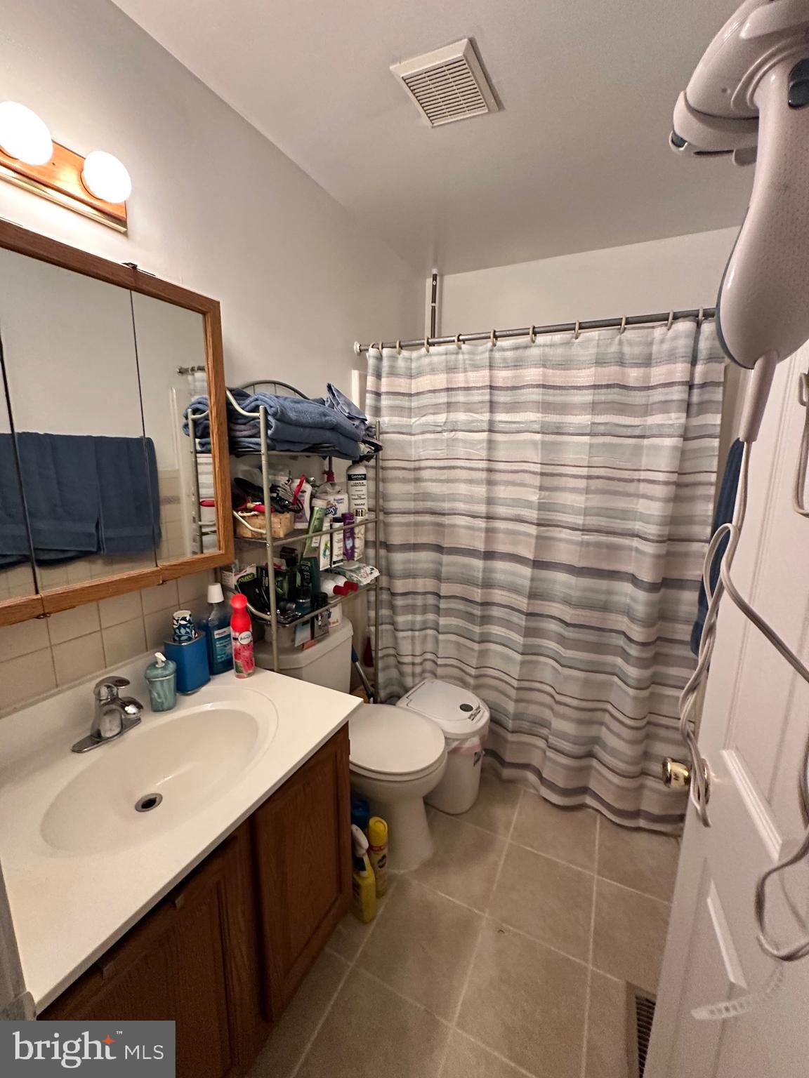 145 CREEKSIDE COURT