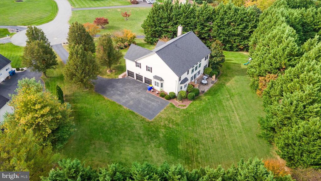 7 LANDVIEW COURT