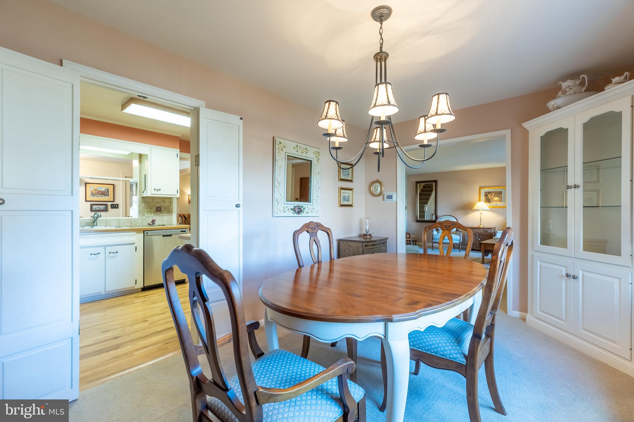 248 SANDRA ROAD