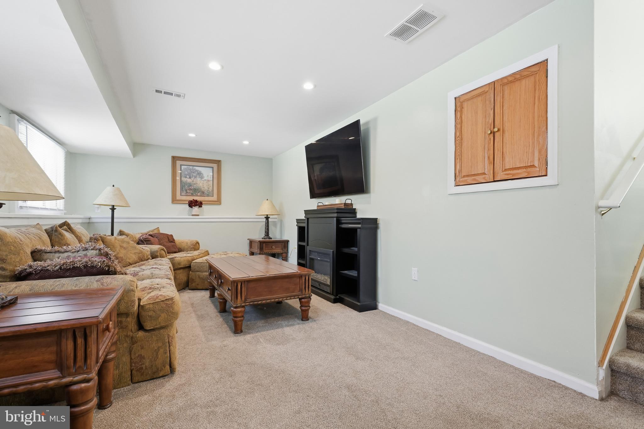 619 SHUE DRIVE