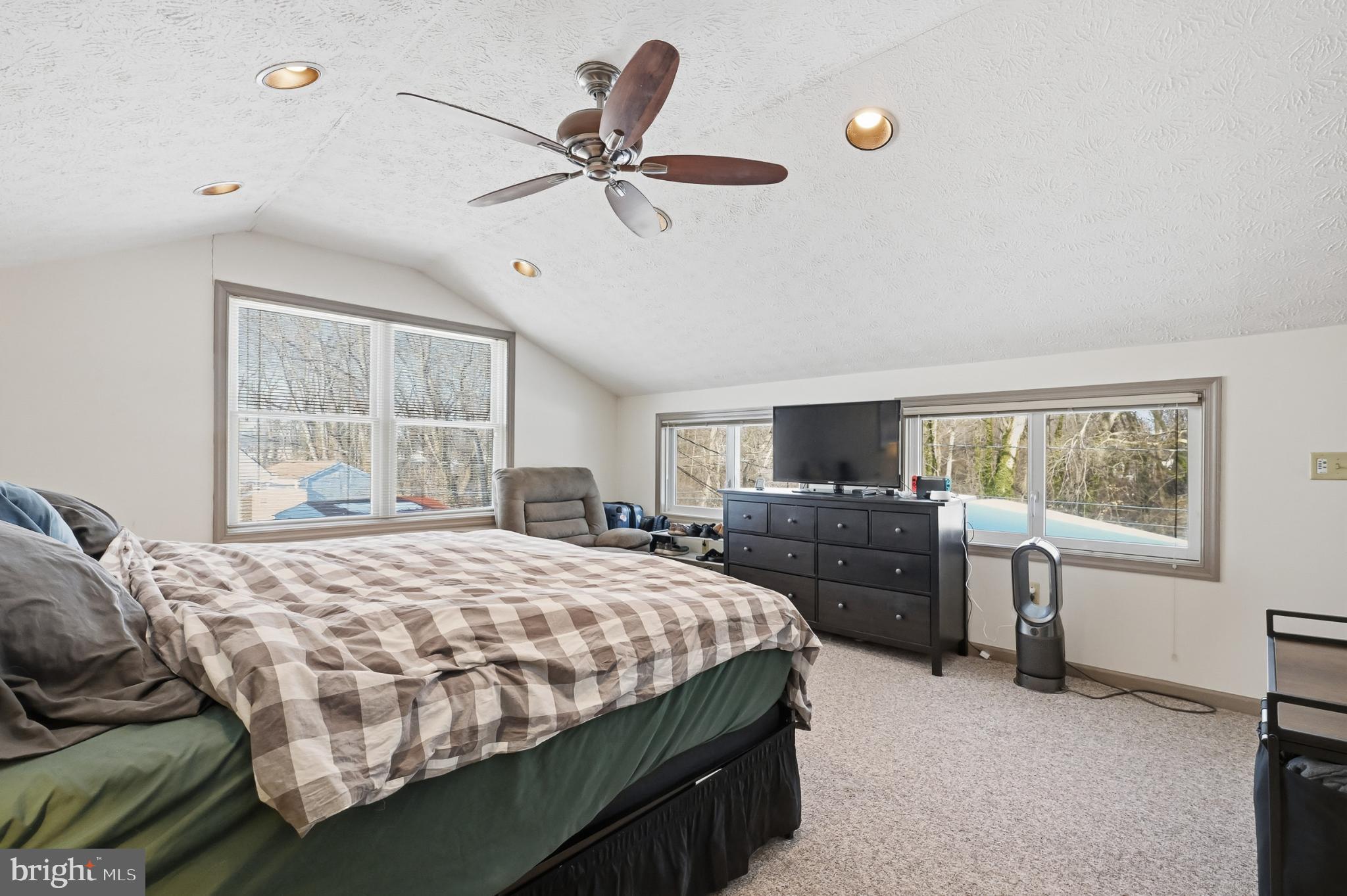 619 SHUE DRIVE