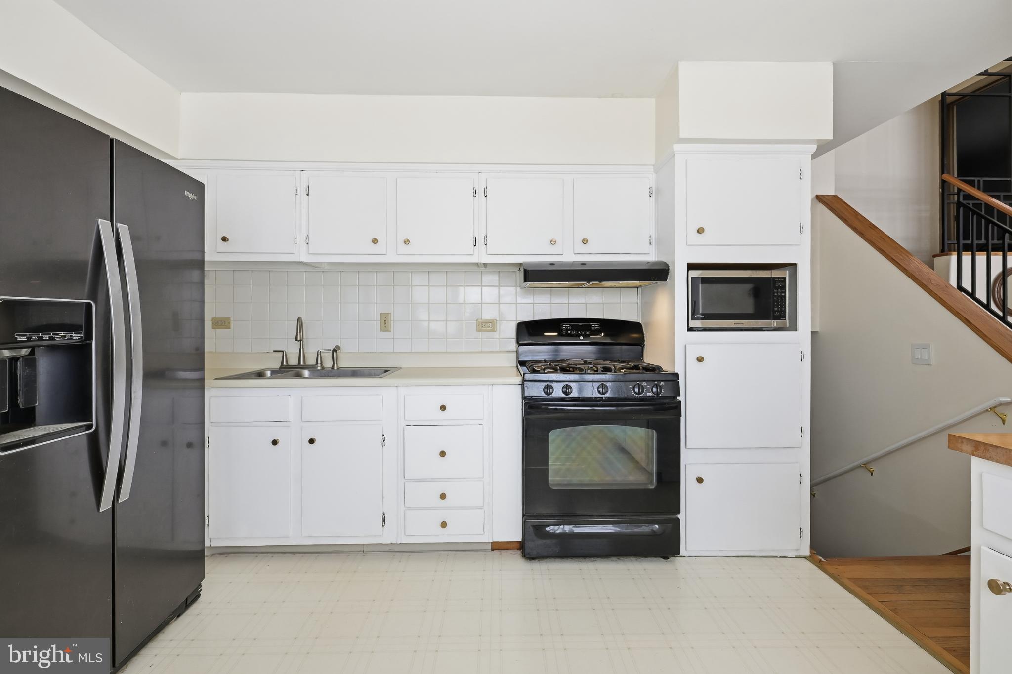 619 SHUE DRIVE