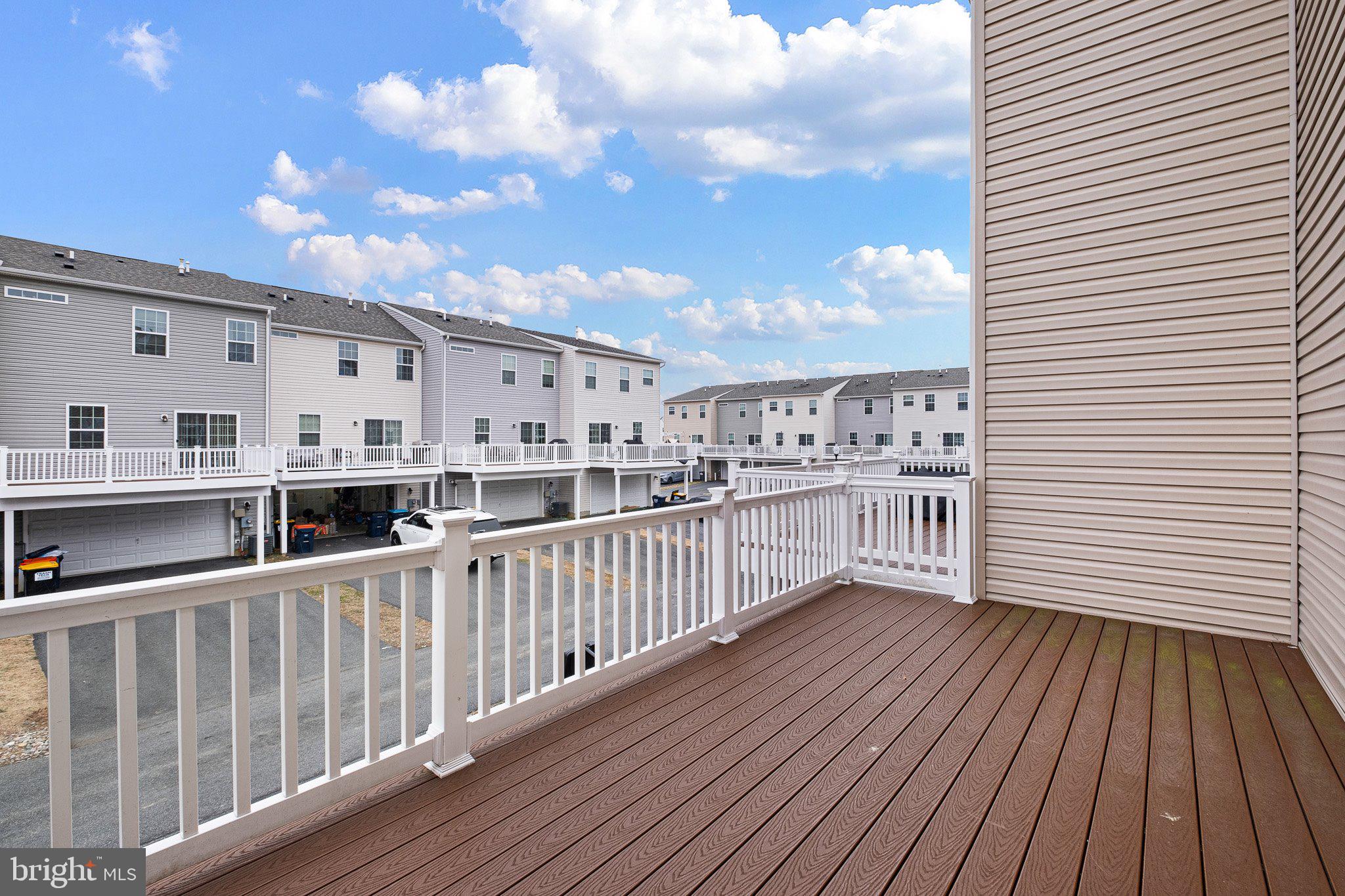 211 LAKE SEYMOUR DRIVE