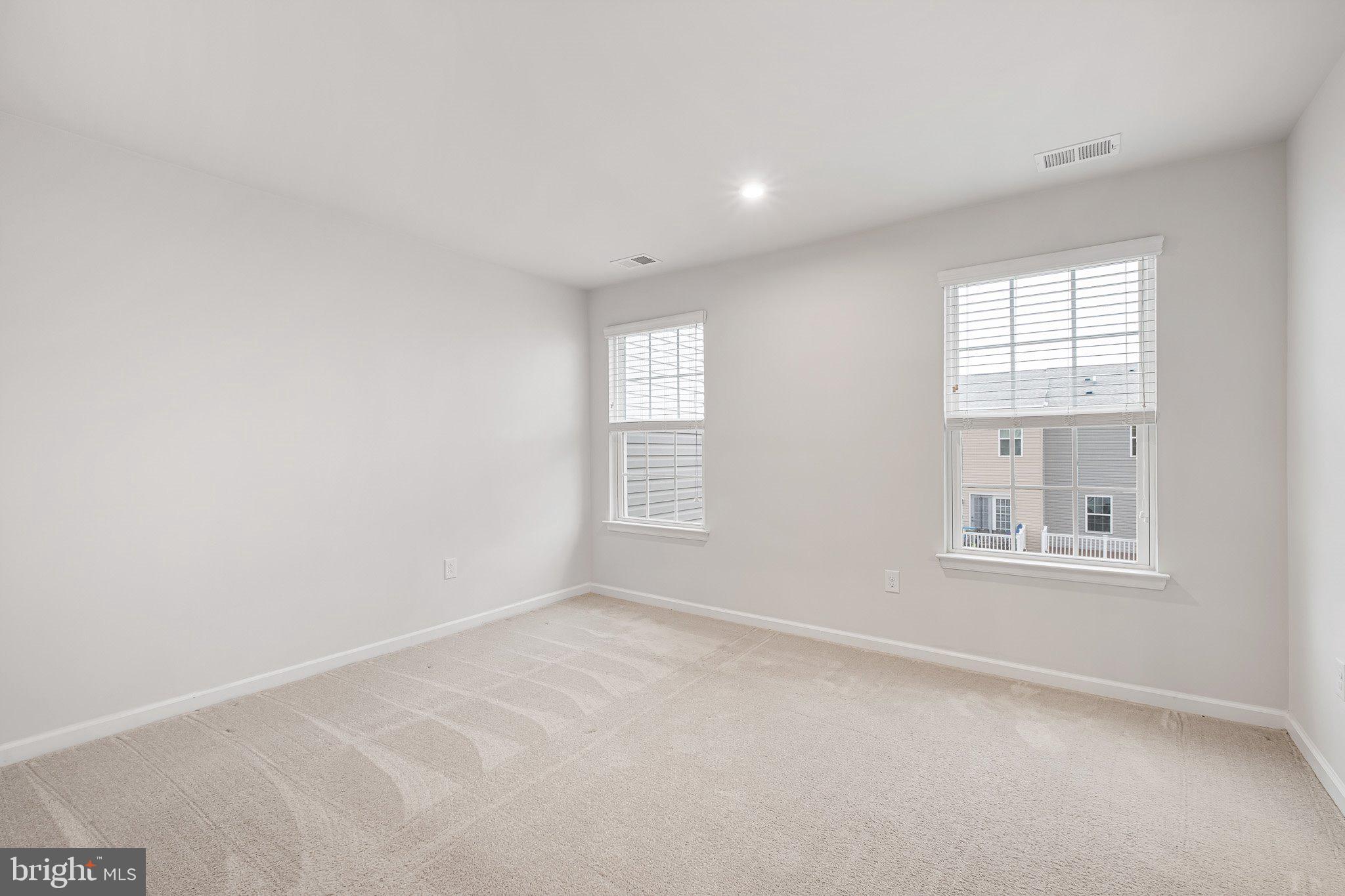 211 LAKE SEYMOUR DRIVE