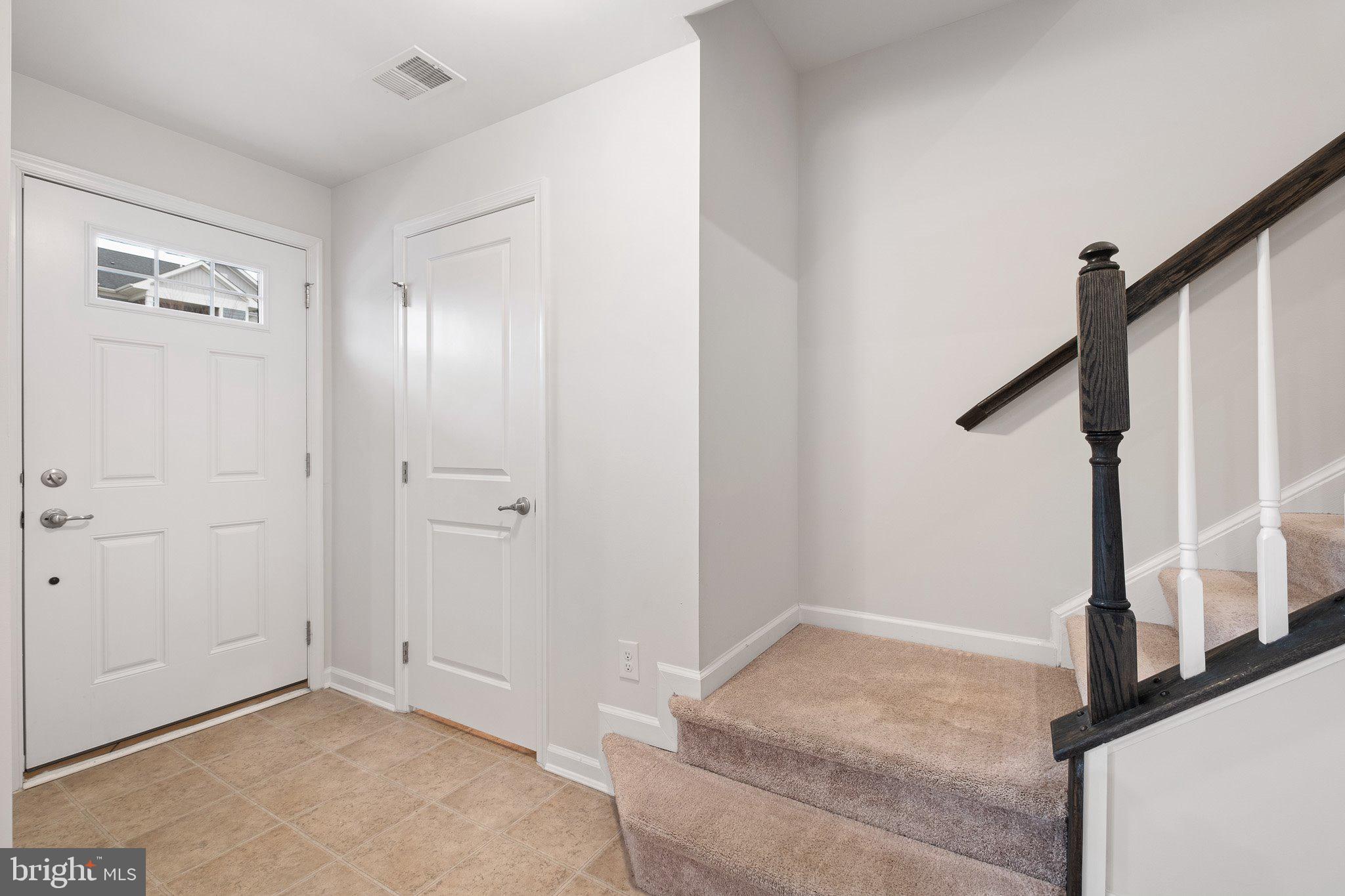 211 LAKE SEYMOUR DRIVE