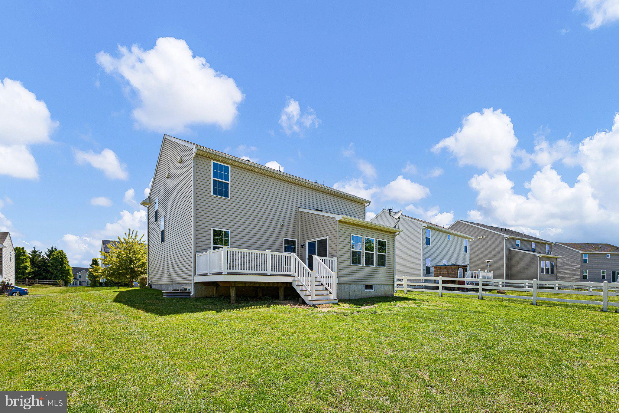 145 ABBIGAIL CROSSING