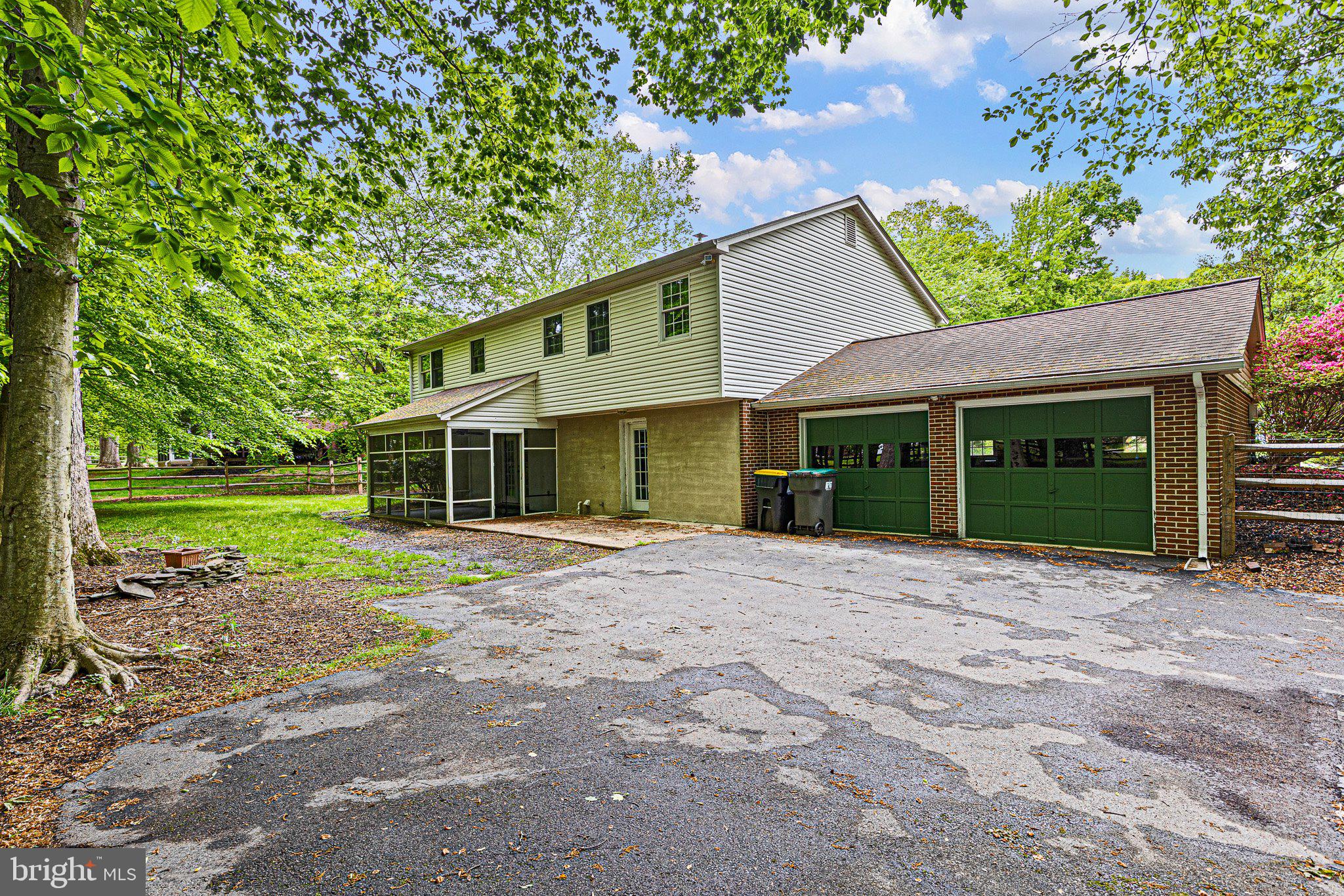 45 LONGLEAF LANE
