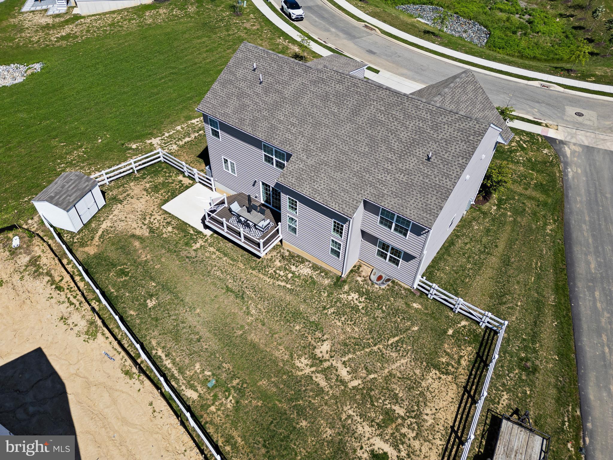663 GORDON HOUSE WAY