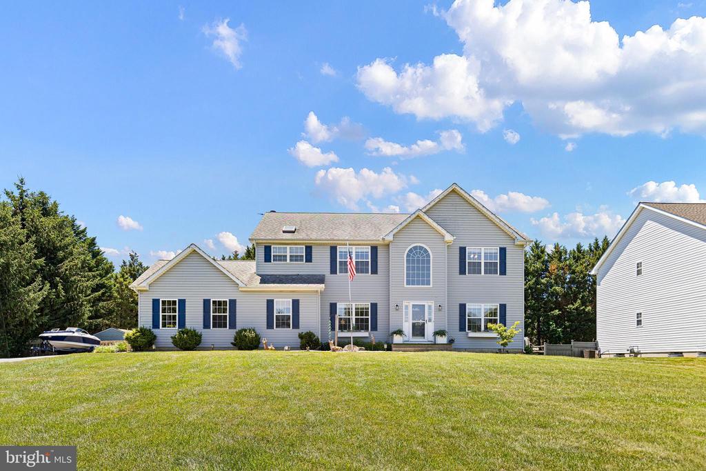 310 E THOMAS COURT