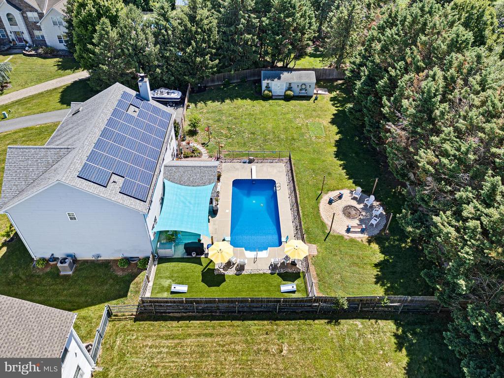 310 E THOMAS COURT