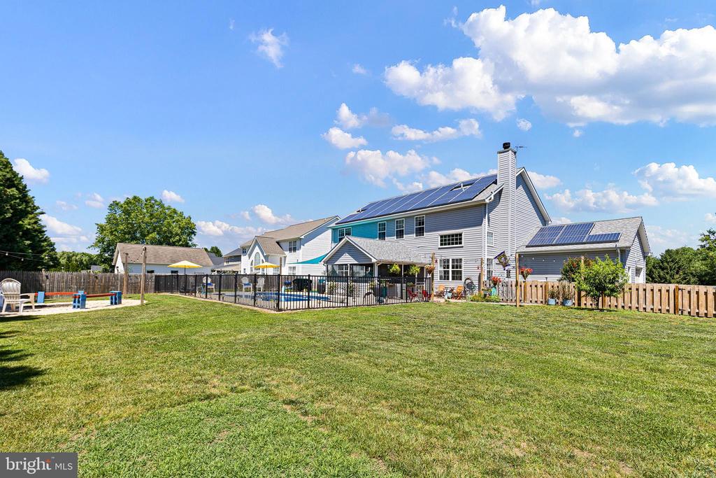 310 E THOMAS COURT