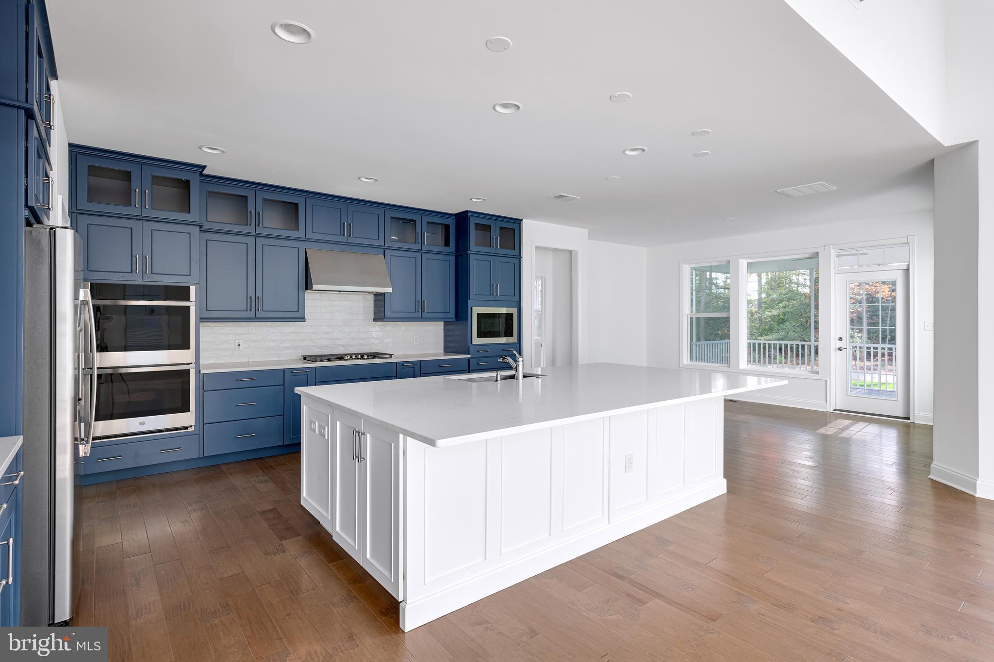 20368 HONEYSUCKLE DRIVE