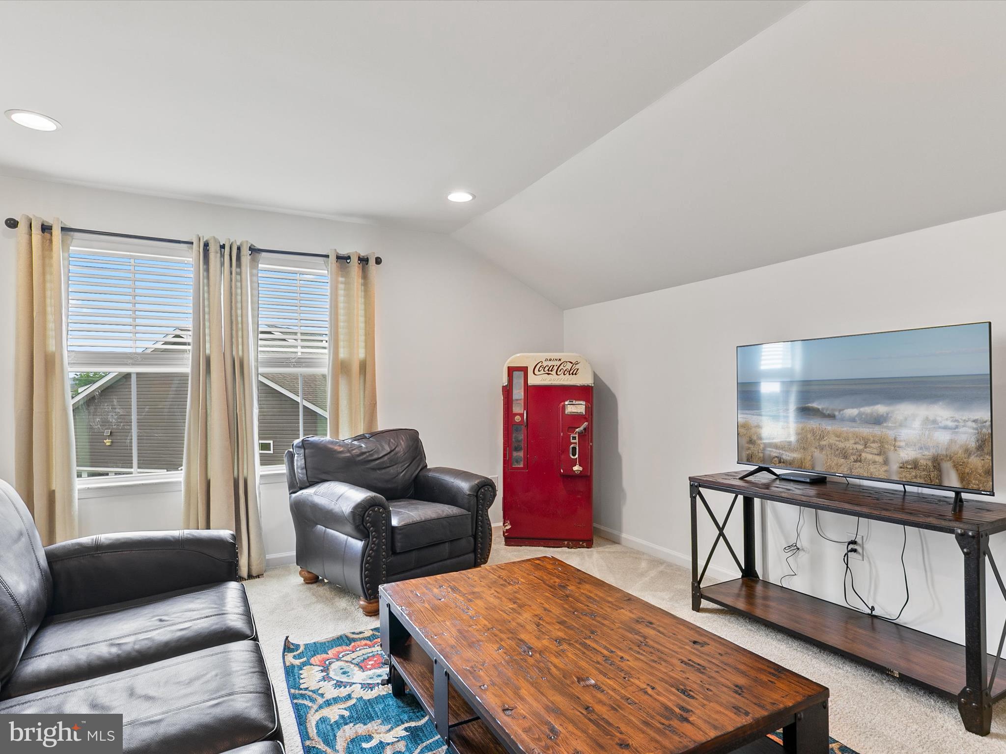 34005 SEA OTTER WAY