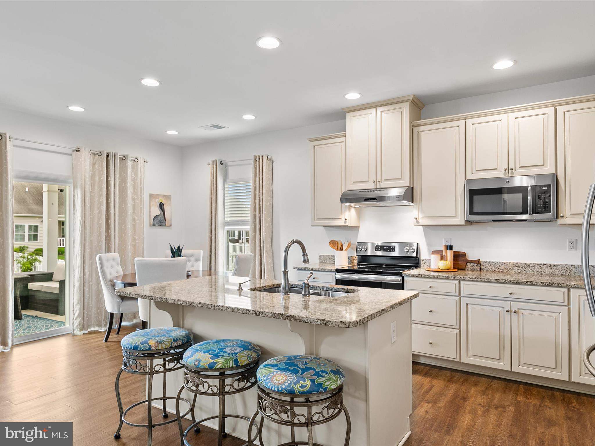 34005 SEA OTTER WAY