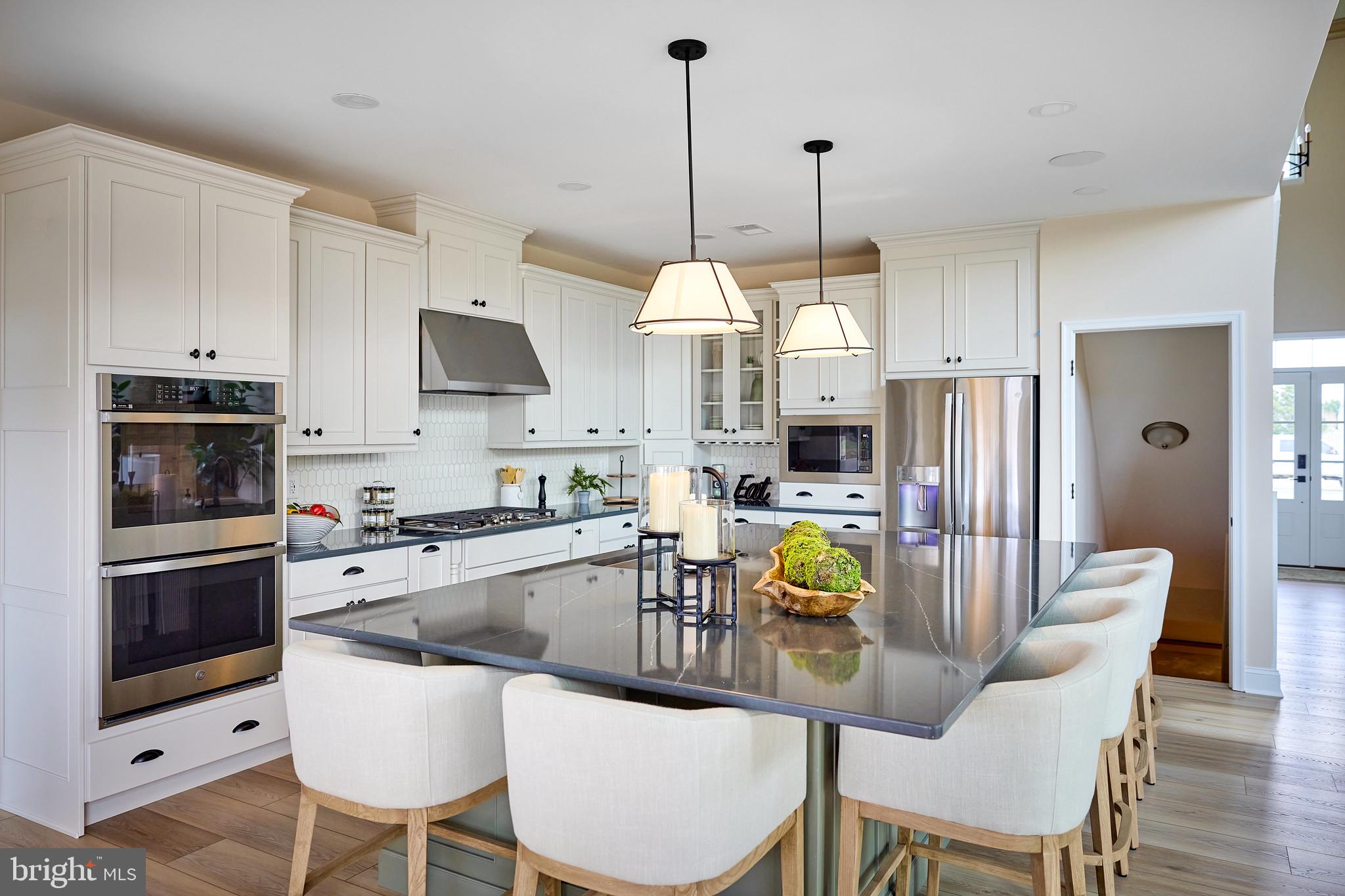 20301 HONEYSUCKLE DRIVE