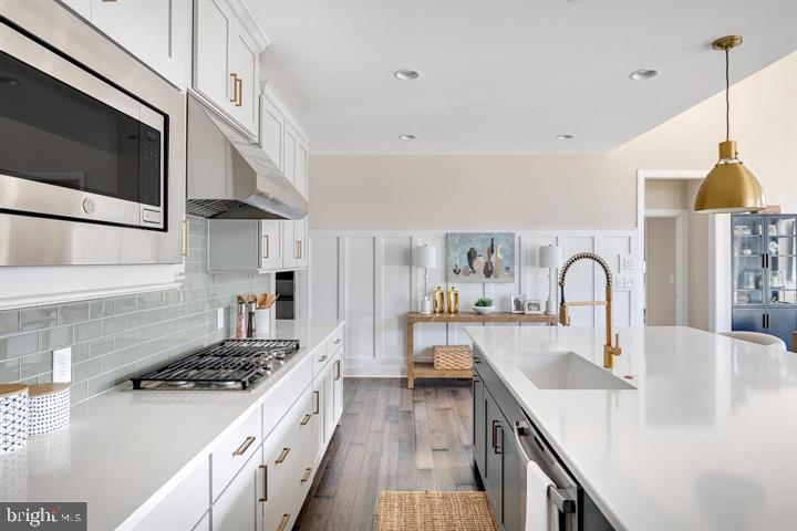 8789 DAHLIA DRIVE
