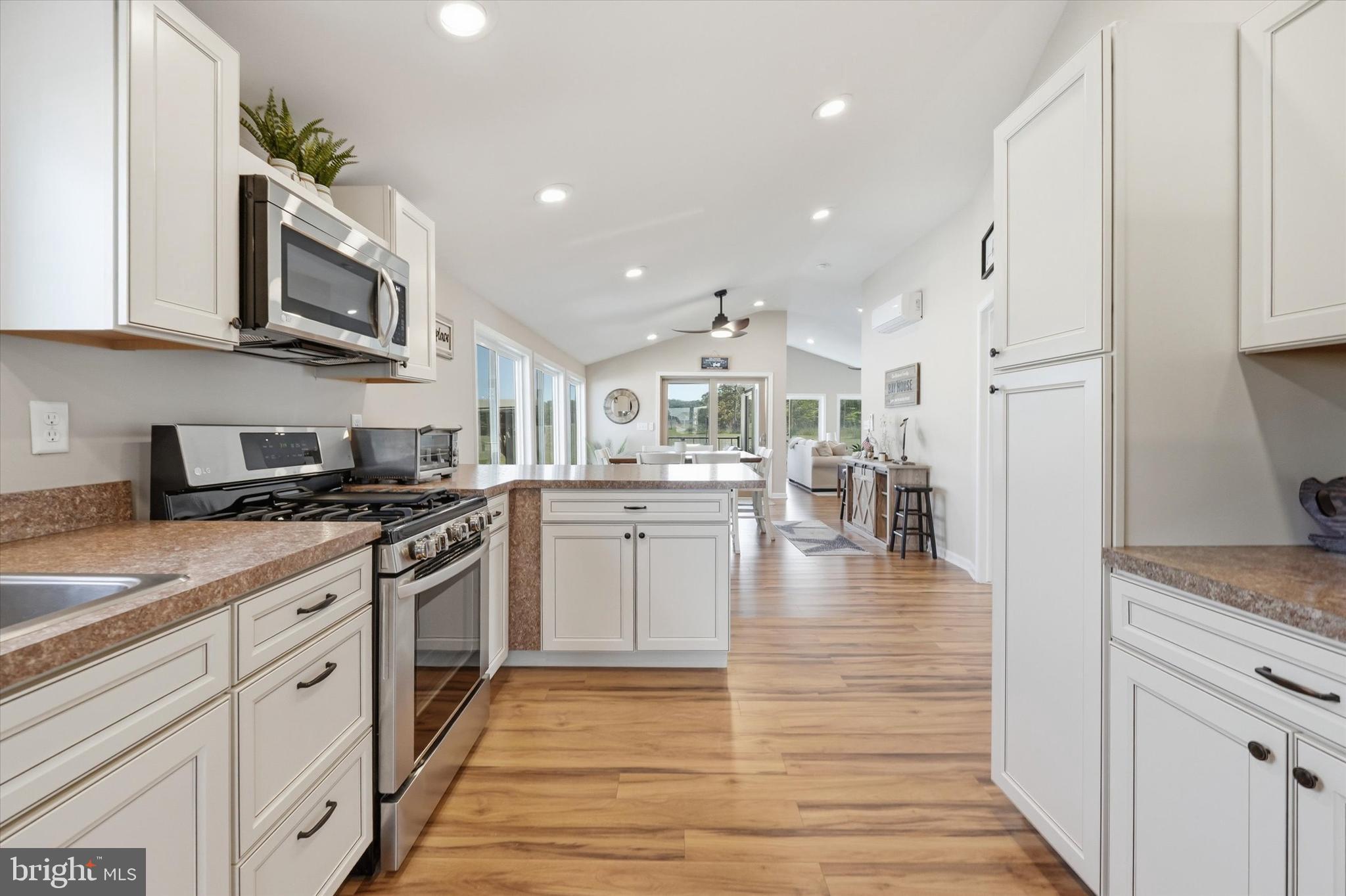 35080 SOUTH DRIVE