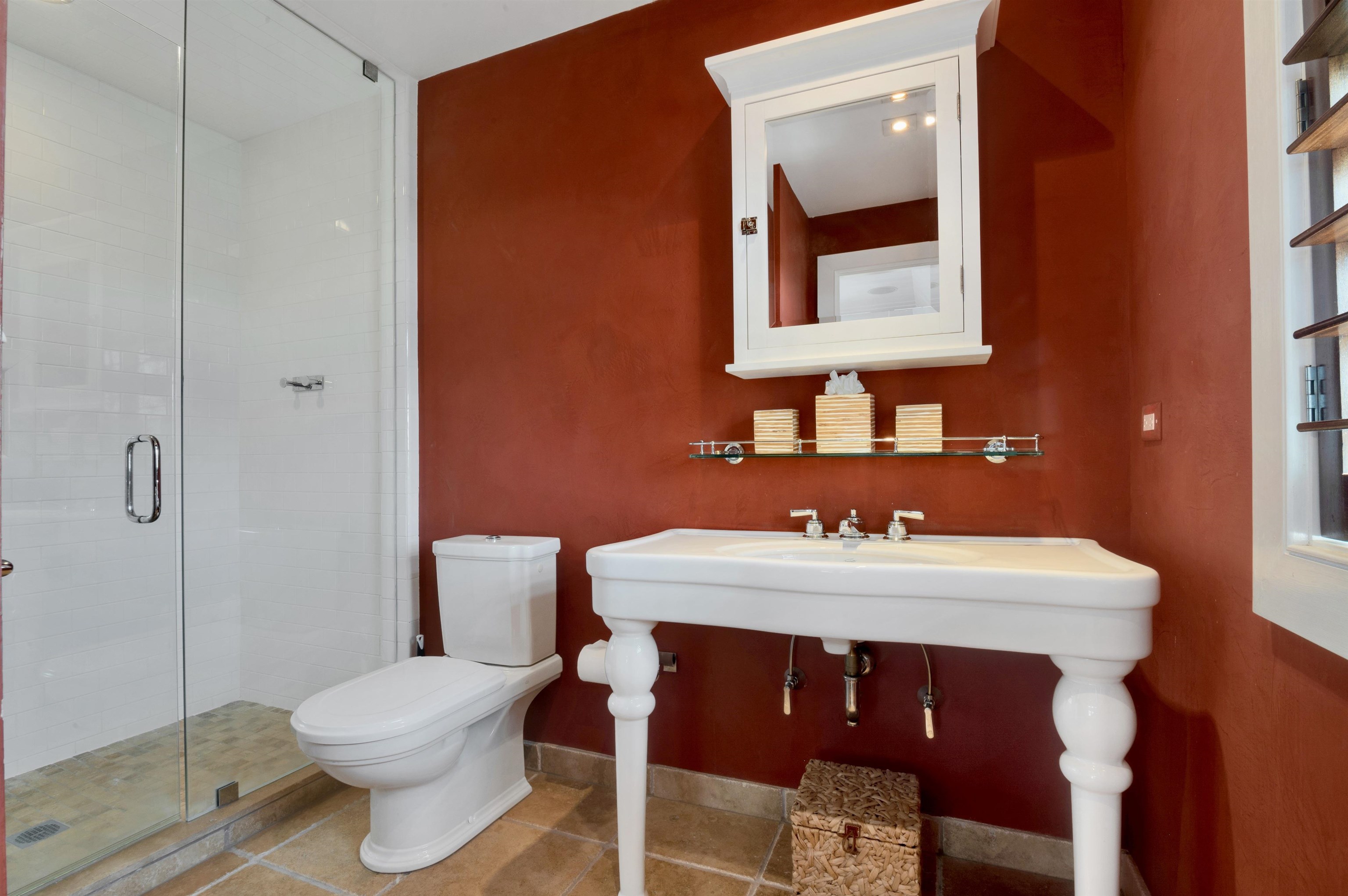 10 E Prescott Avenue