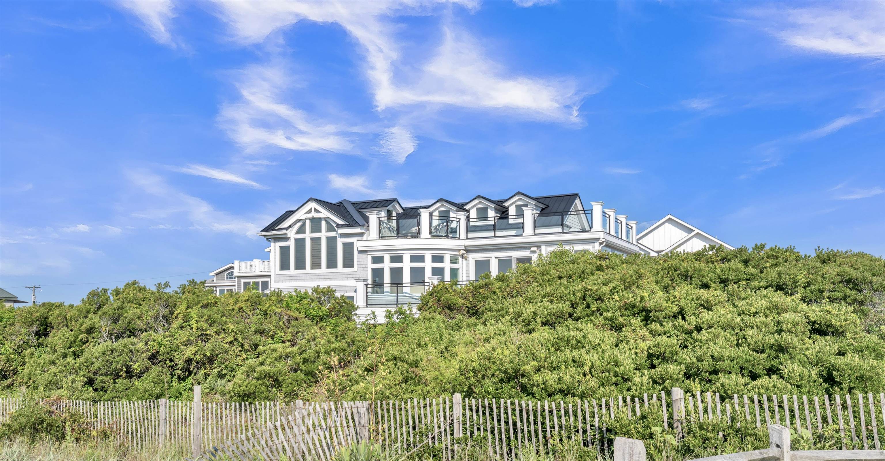 10 E Prescott Avenue