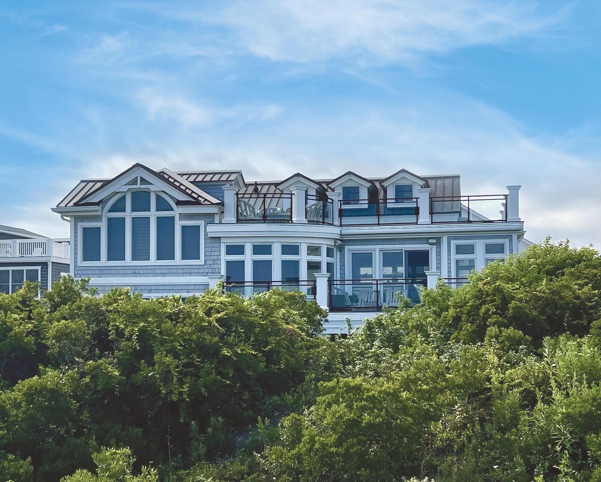 10 E Prescott Avenue