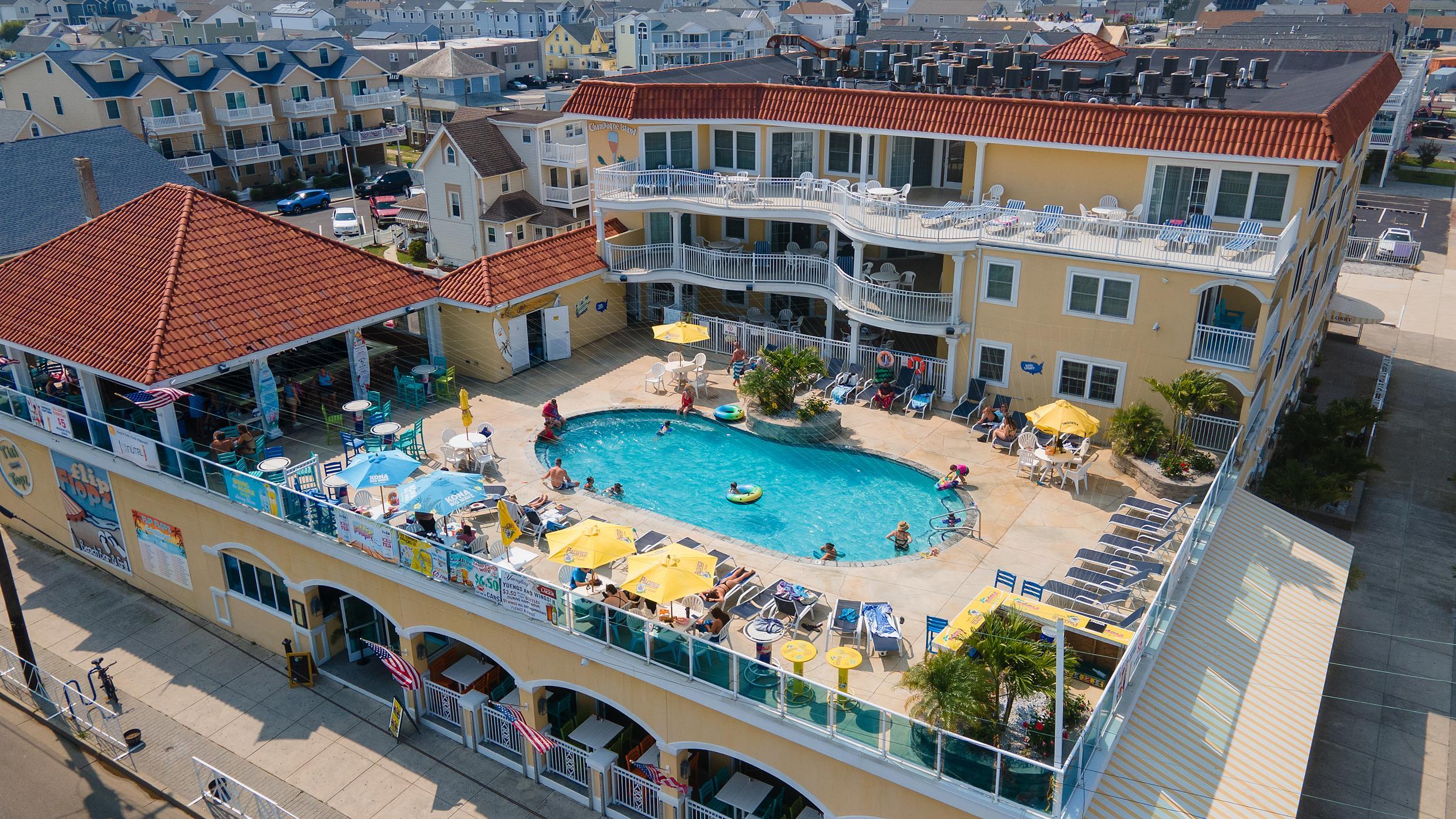 106 W Spruce Avenue Unit: 207