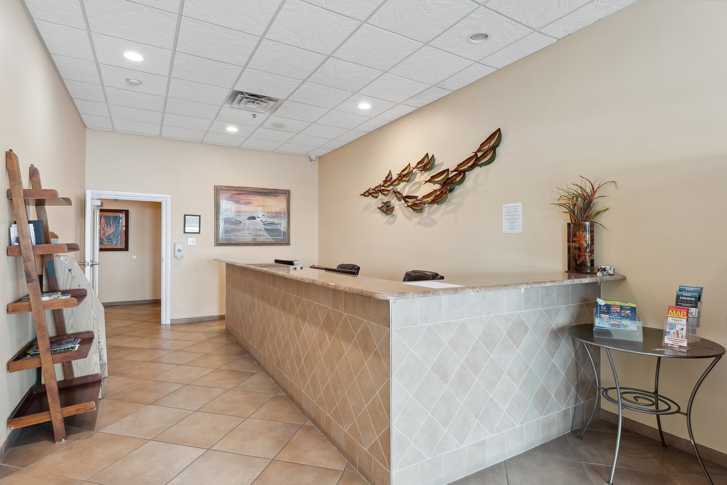 106 W Spruce Avenue Unit: 207