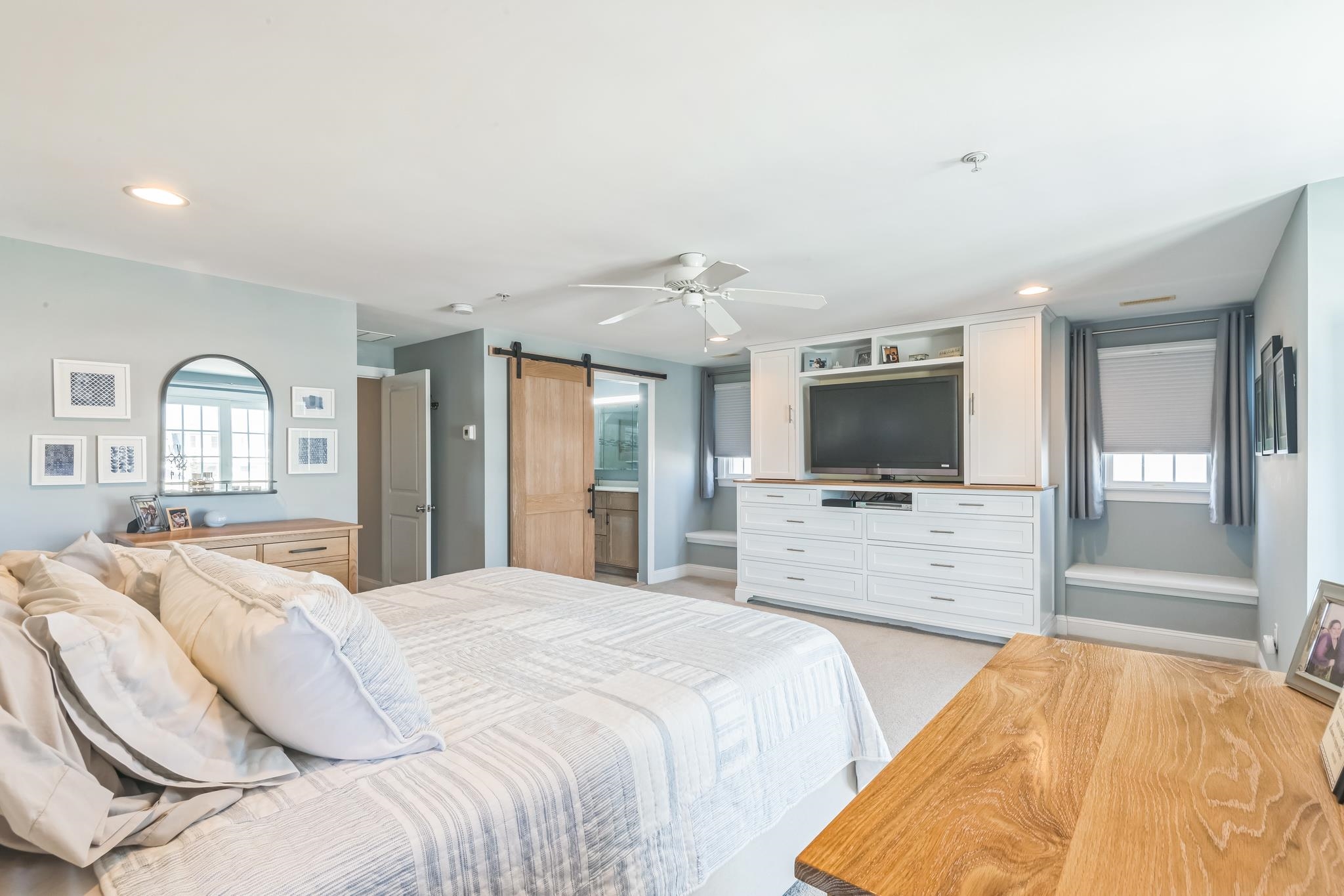 839 Park Place Unit: 2