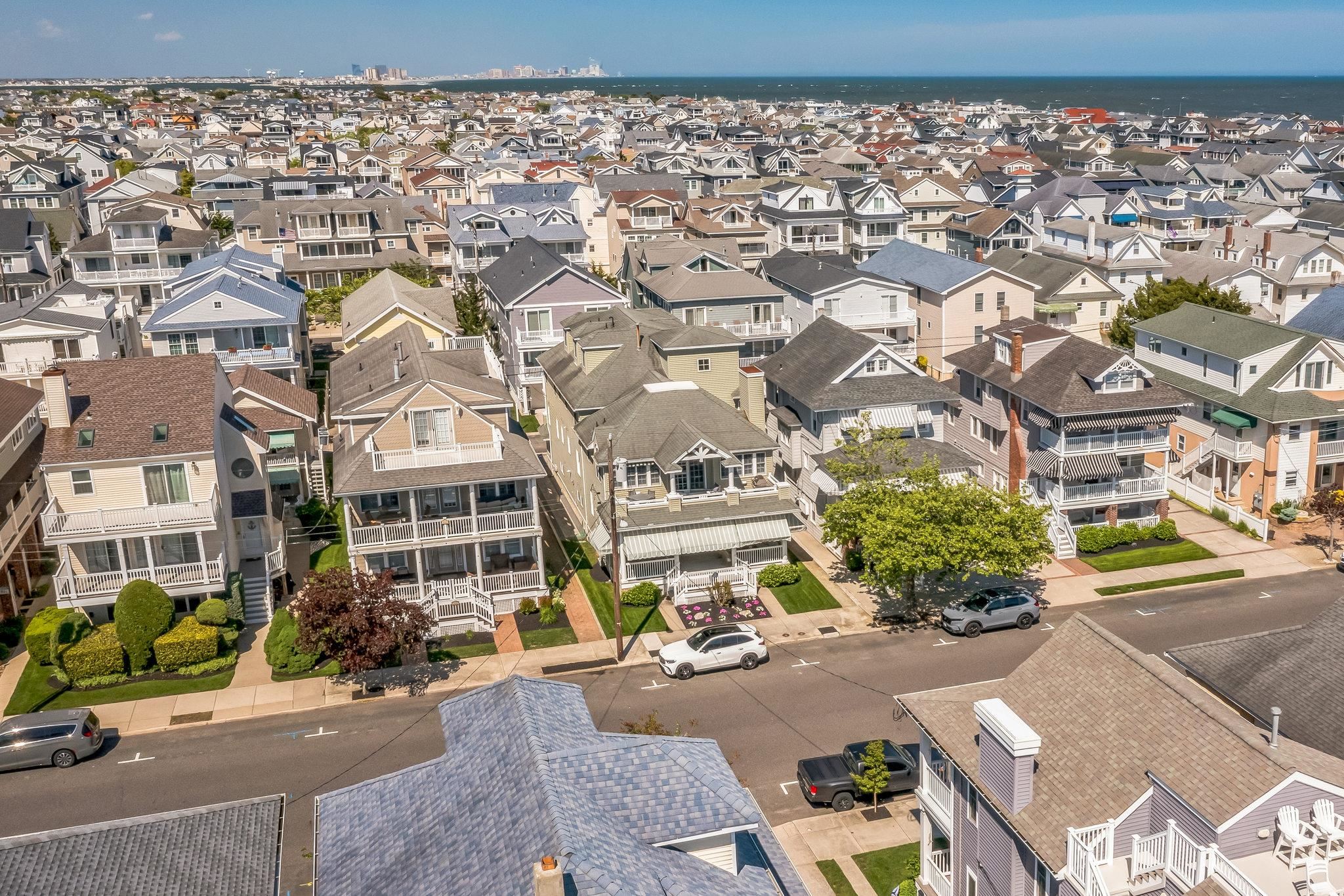 839 Park Place Unit: 2