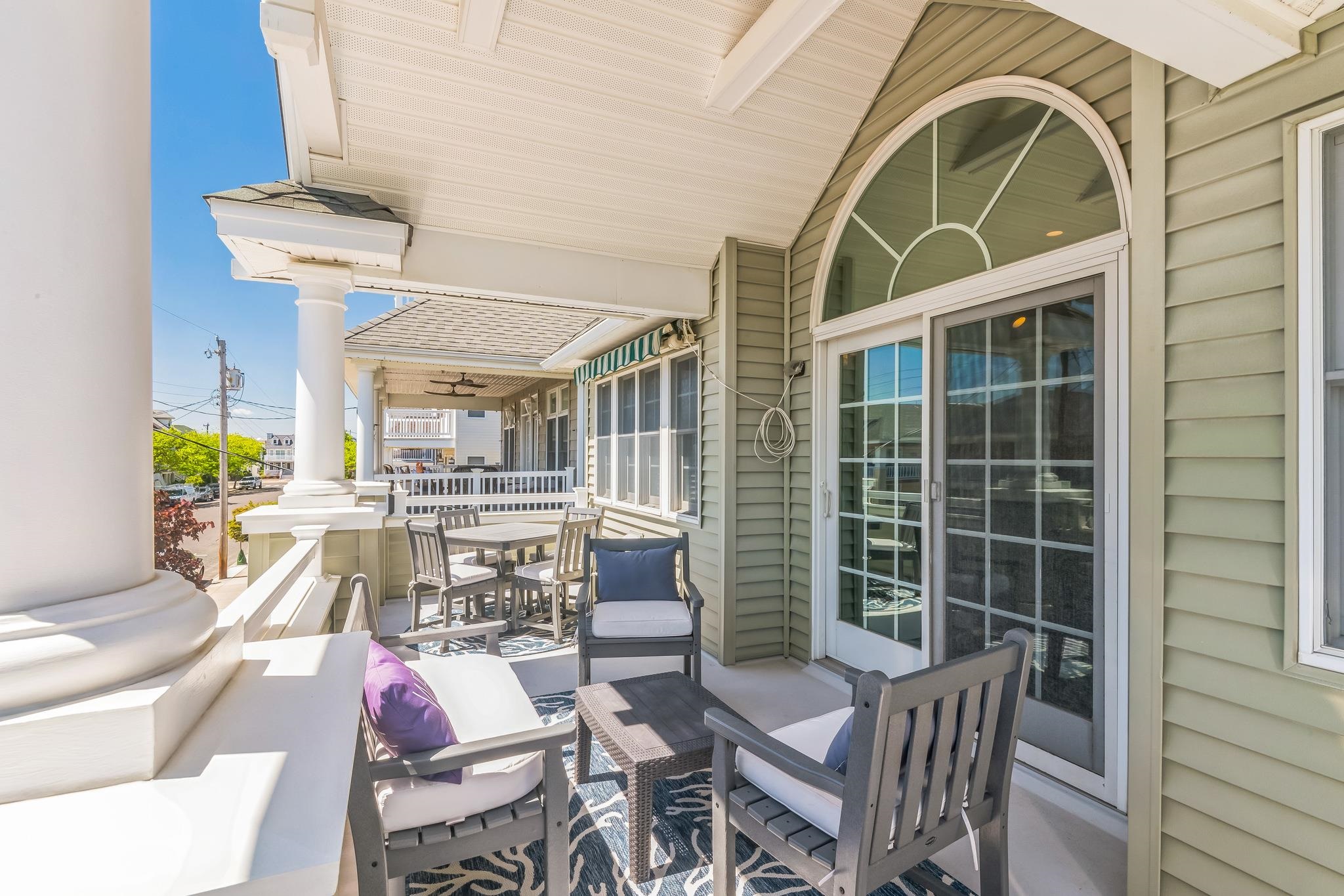 839 Park Place Unit: 2