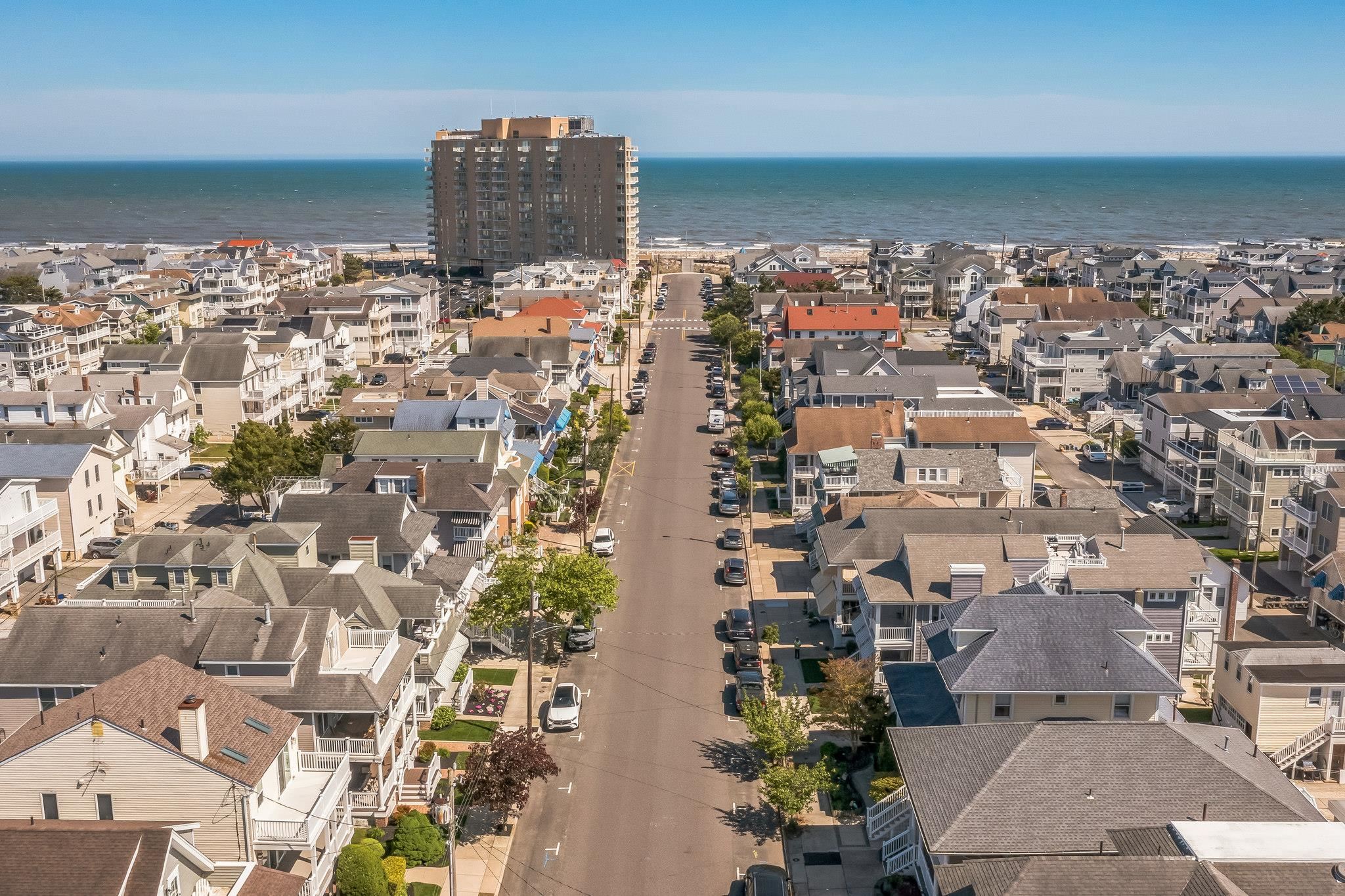 839 Park Place Unit: 2