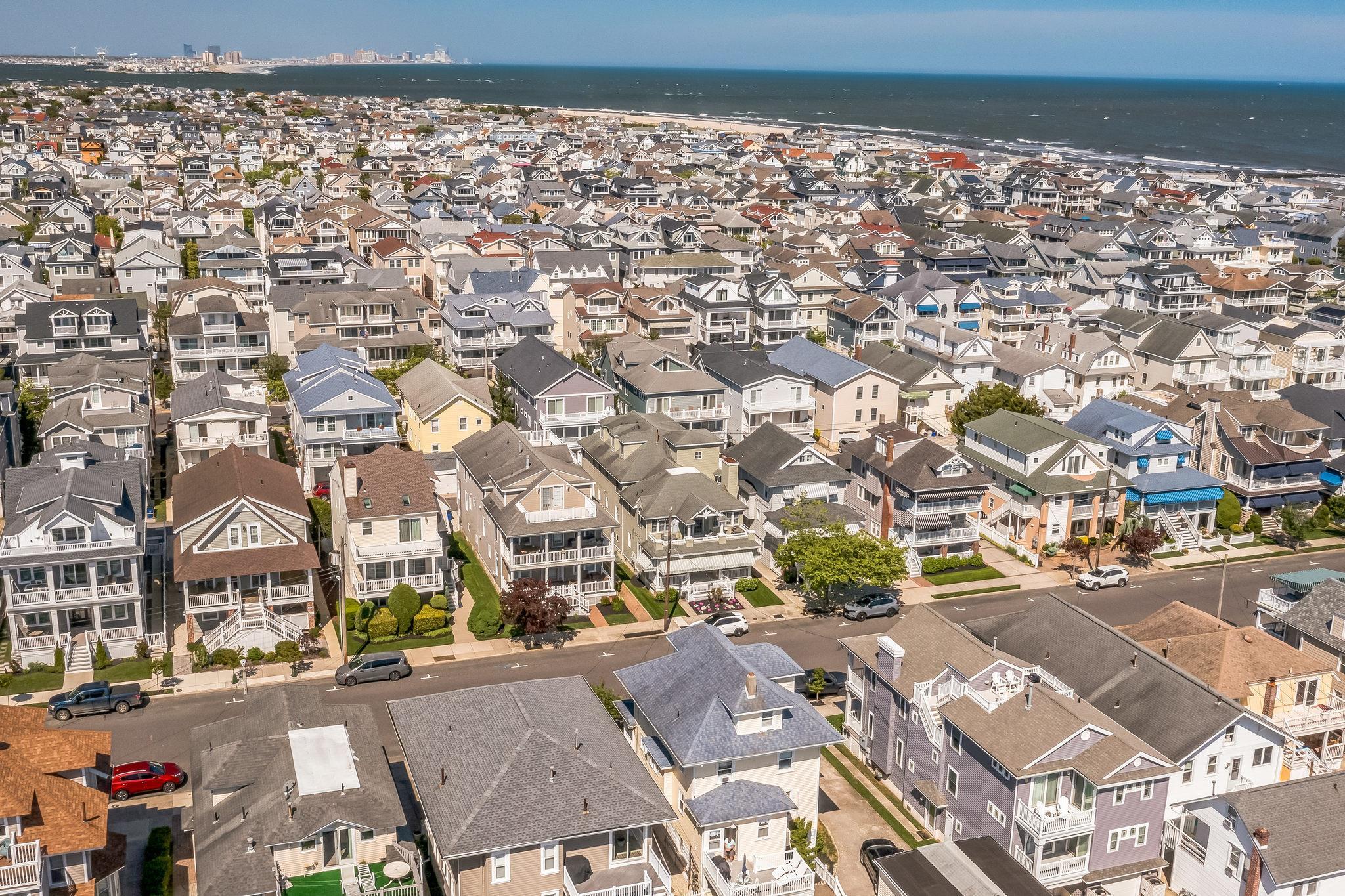 839 Park Place Unit: 2