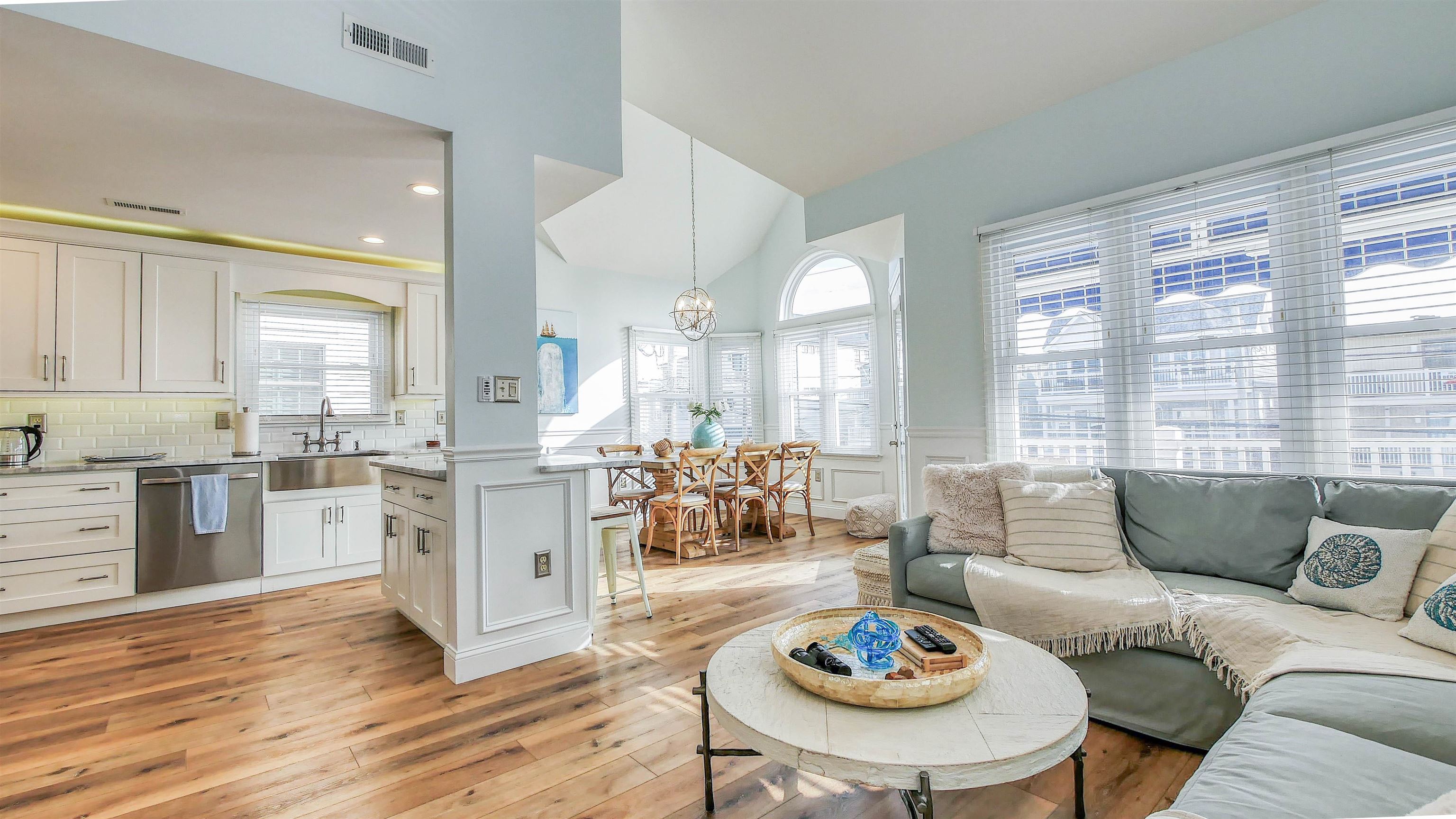 3926 Central Avenue Unit: 2