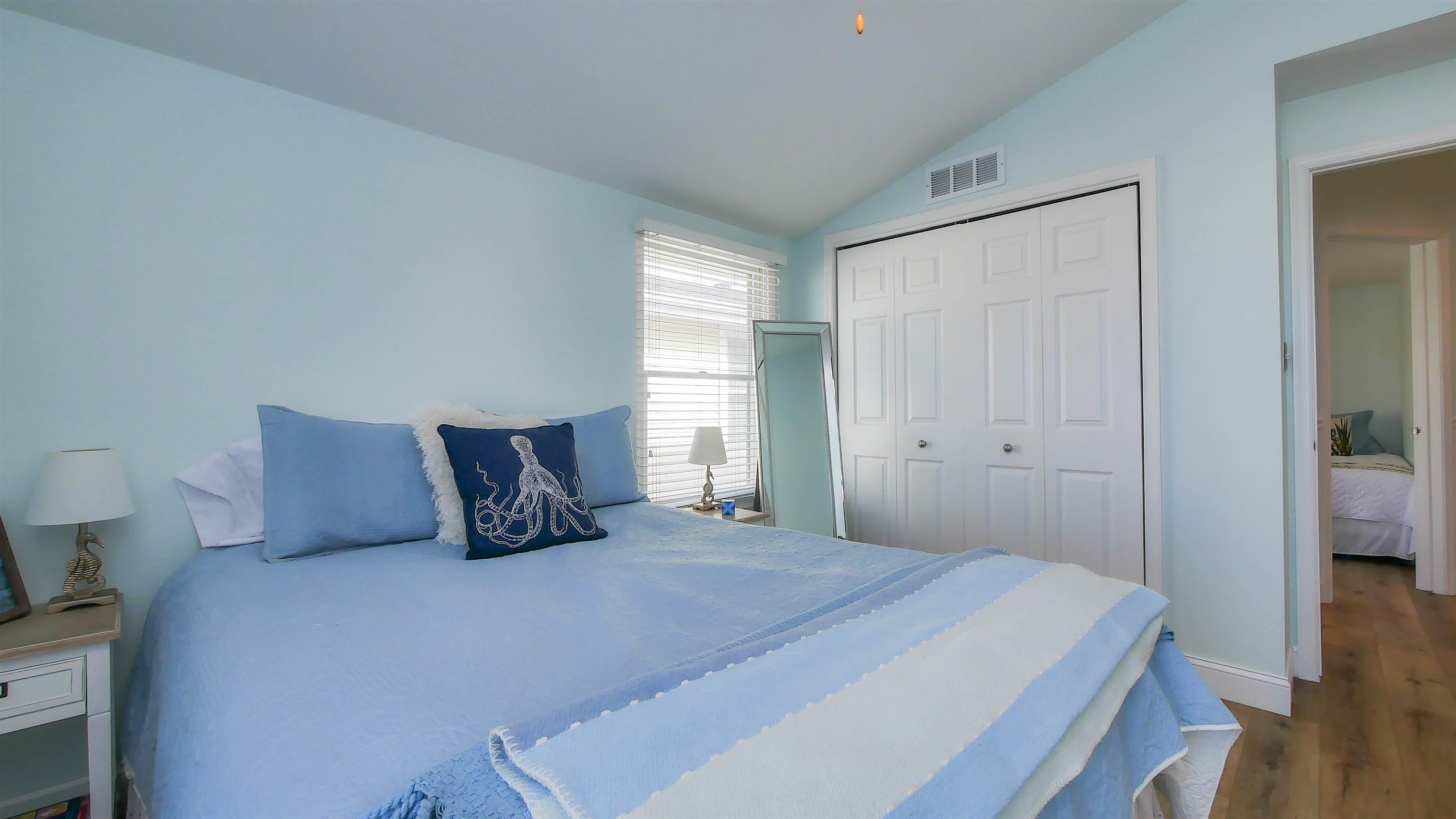 3926 Central Avenue Unit: 2