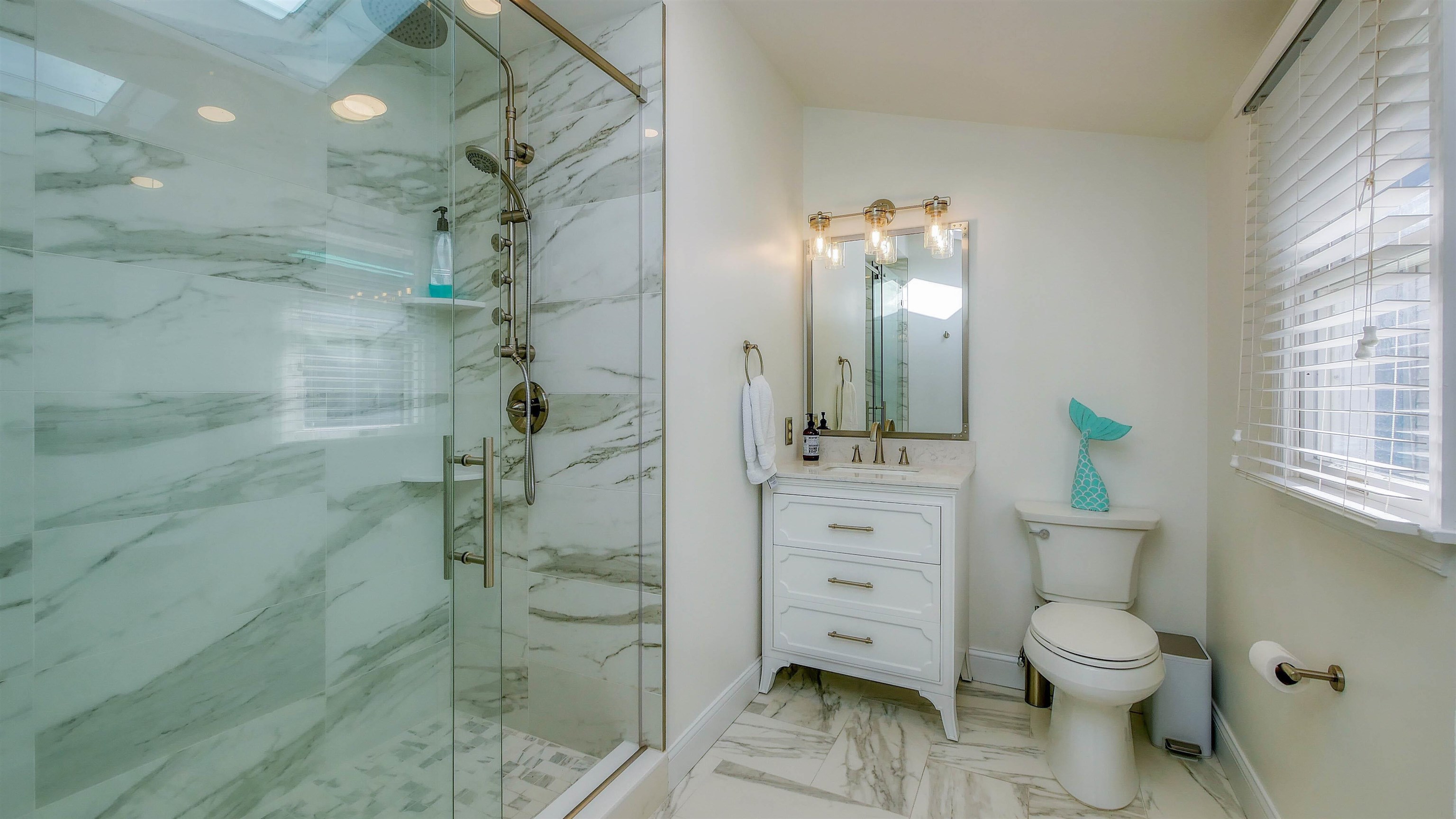 3926 Central Avenue Unit: 2