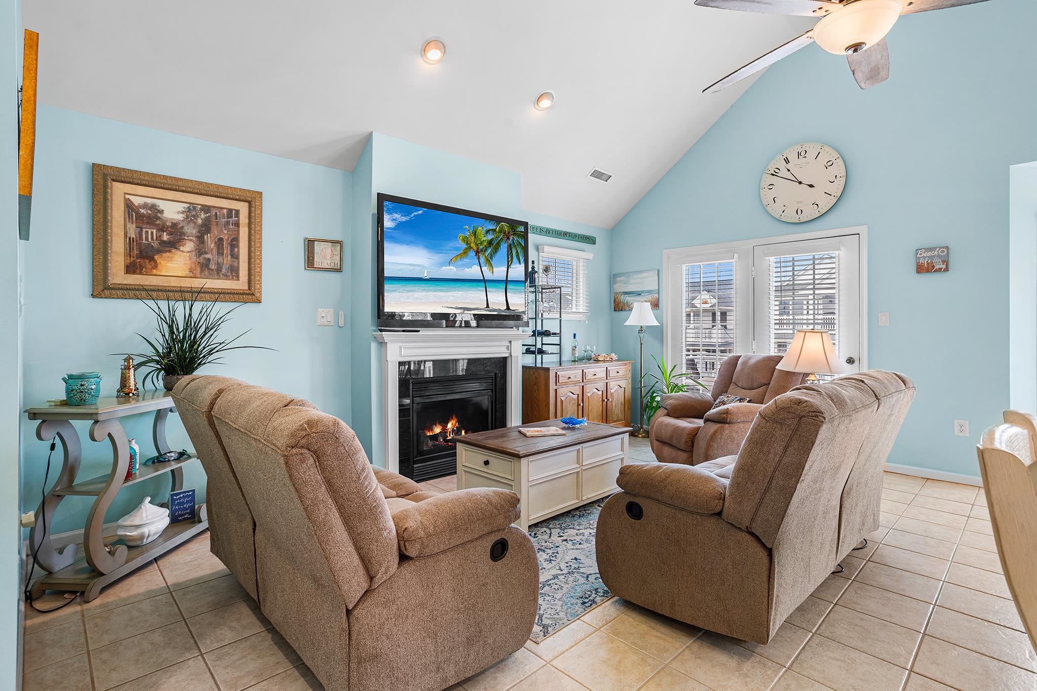 207 Asbury Avenue Unit: 2nd Floor
