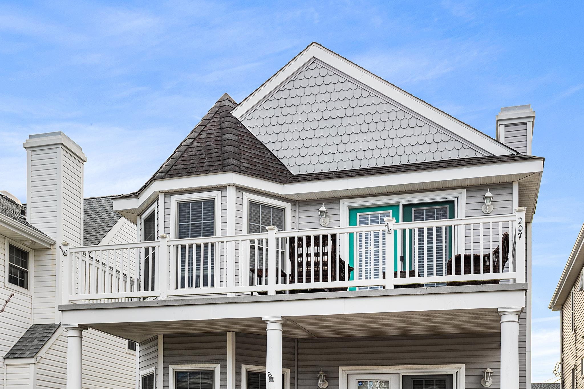 207 Asbury Avenue Unit: 2nd Floor
