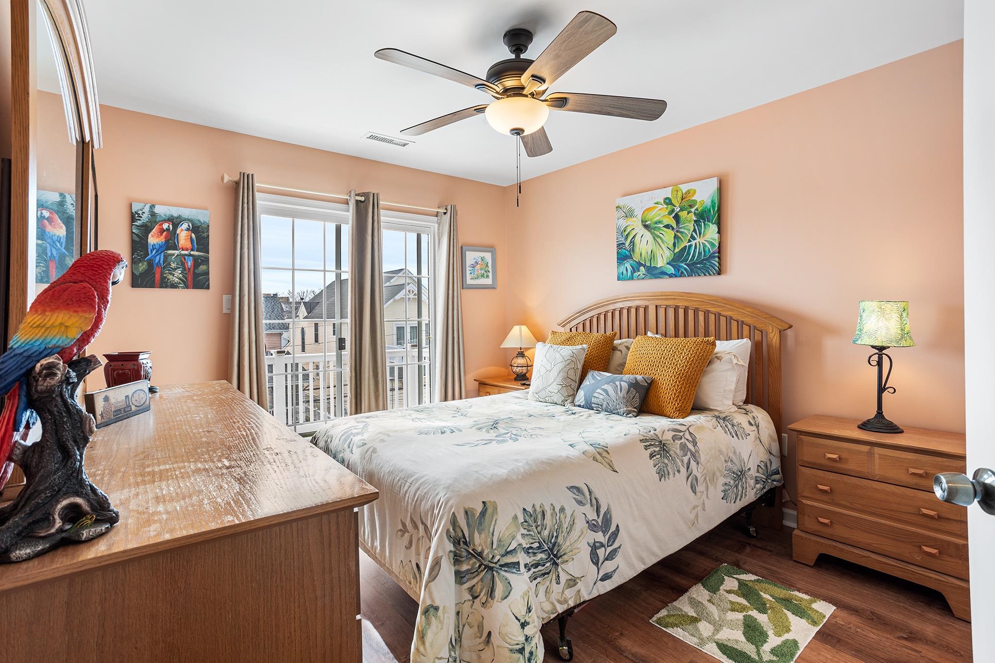 207 Asbury Avenue Unit: 2nd Floor