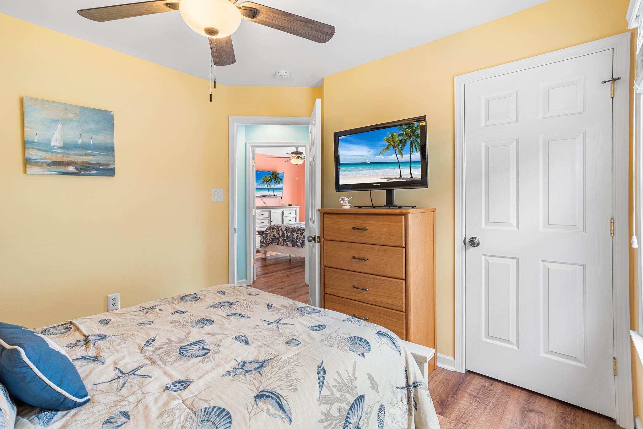 207 Asbury Avenue Unit: 2nd Floor