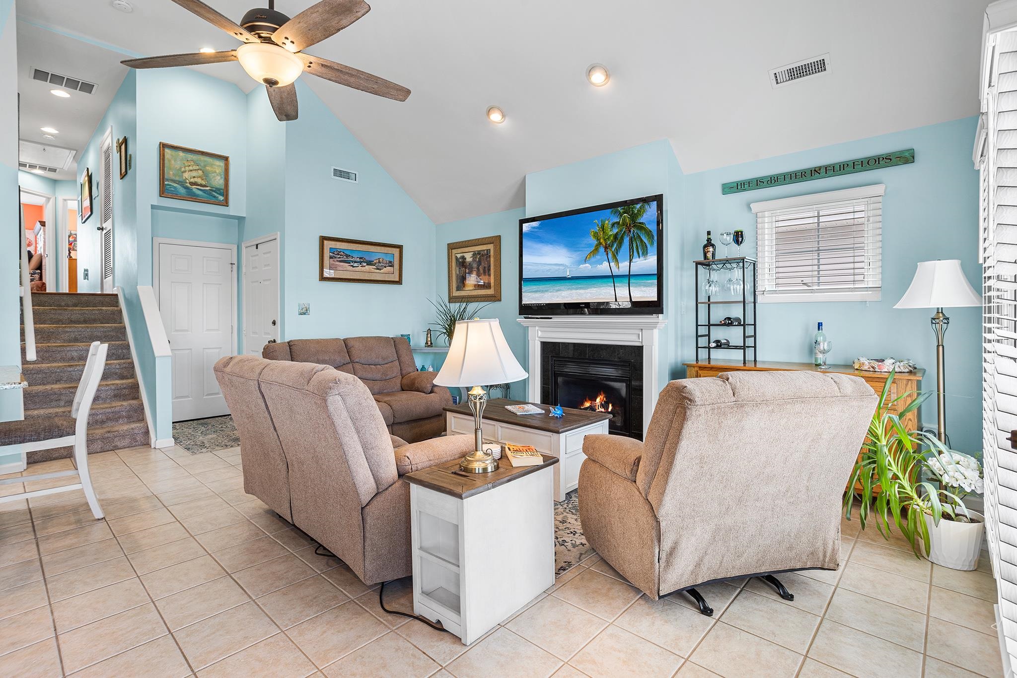 207 Asbury Avenue Unit: 2nd Floor
