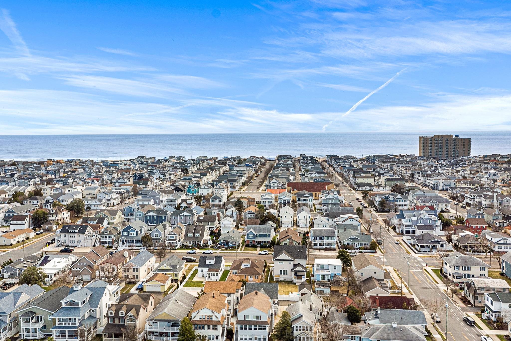 207 Asbury Avenue Unit: 2nd Floor