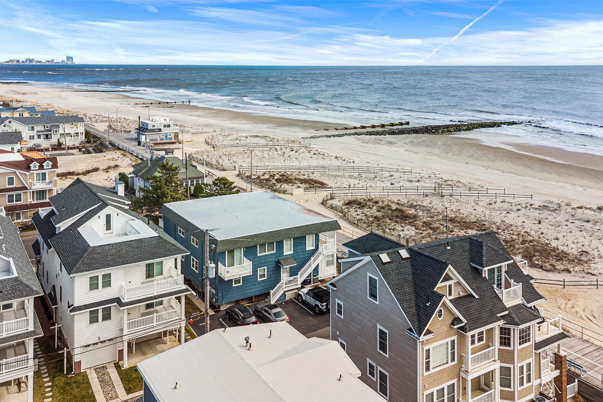 207 Asbury Avenue Unit: 2nd Floor