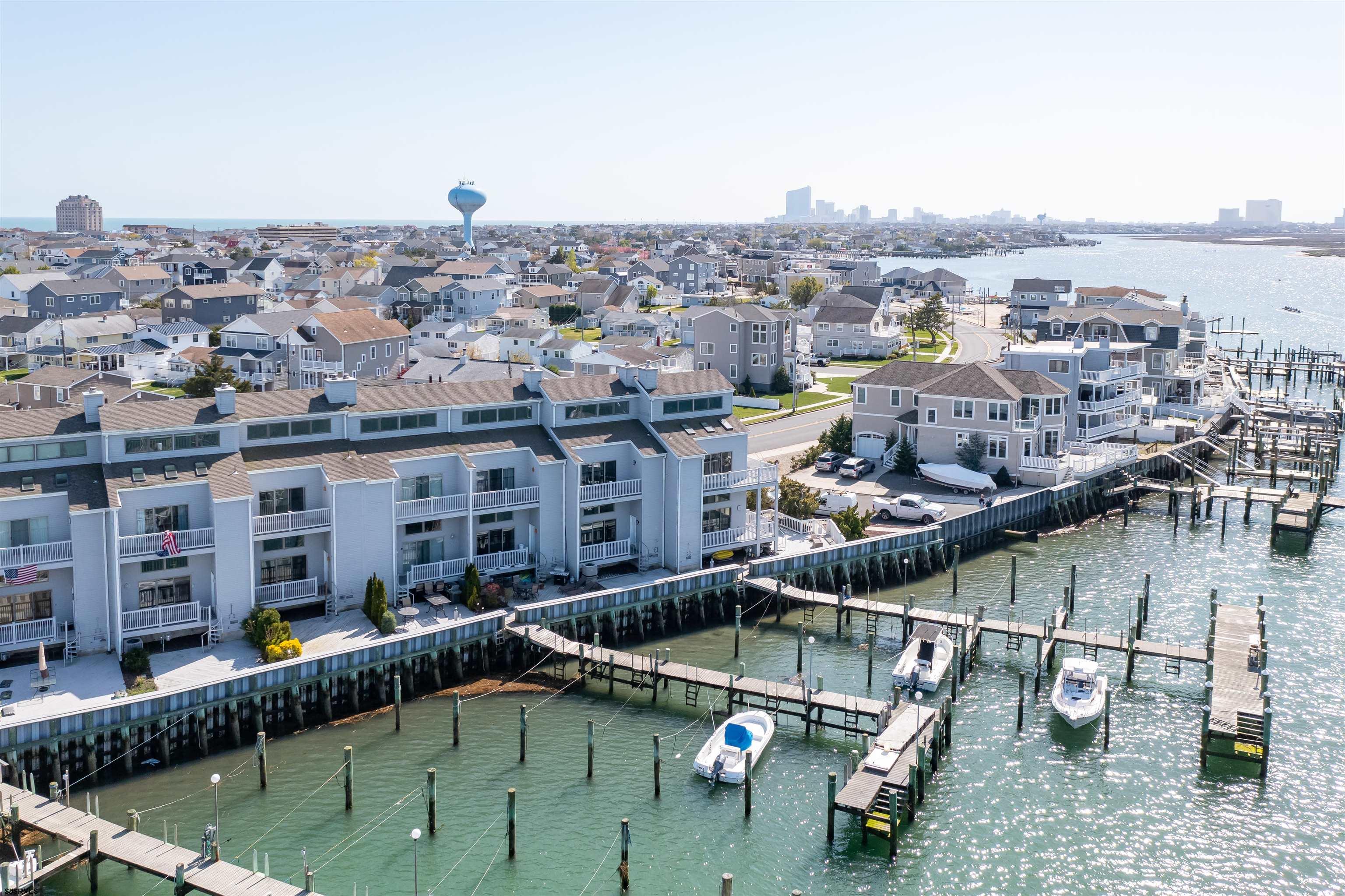 715 Bayshore Avenue Unit: 2