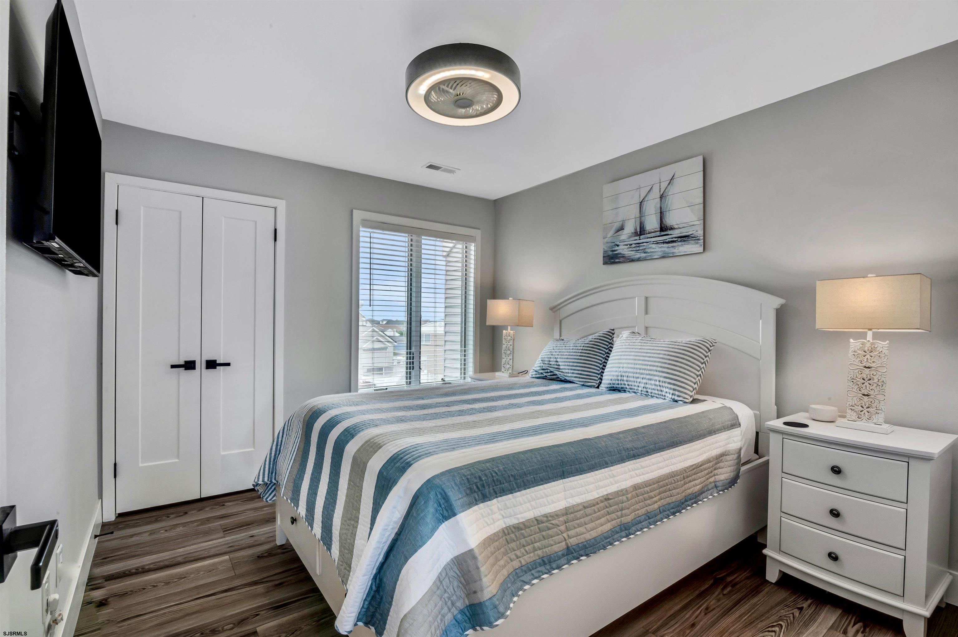 715 Bayshore Avenue Unit: 2