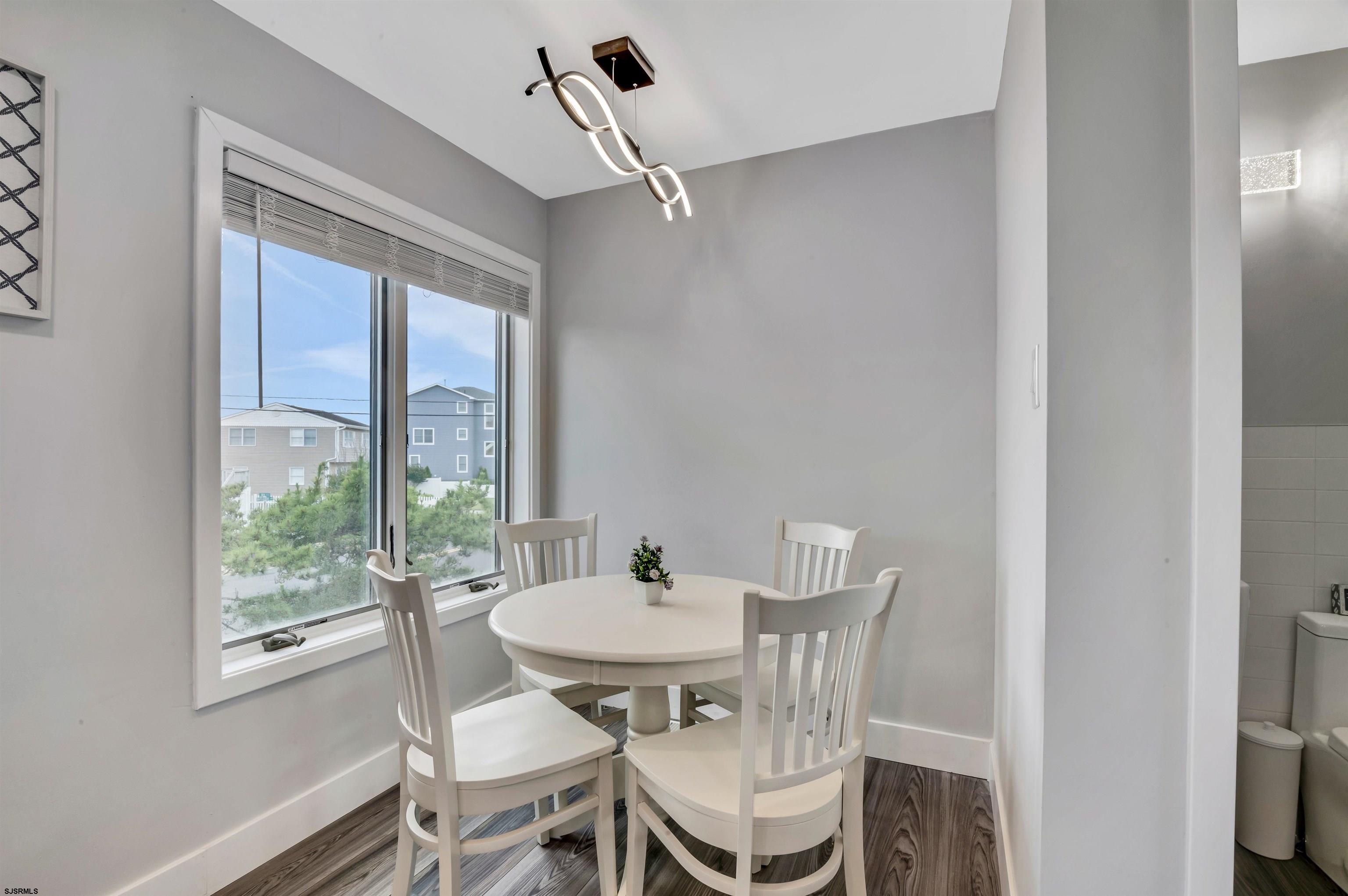 715 Bayshore Avenue Unit: 2