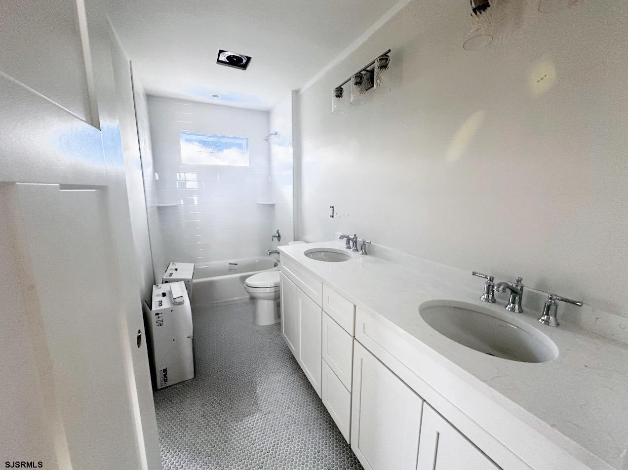 3323 Haven Avenue Unit: 2